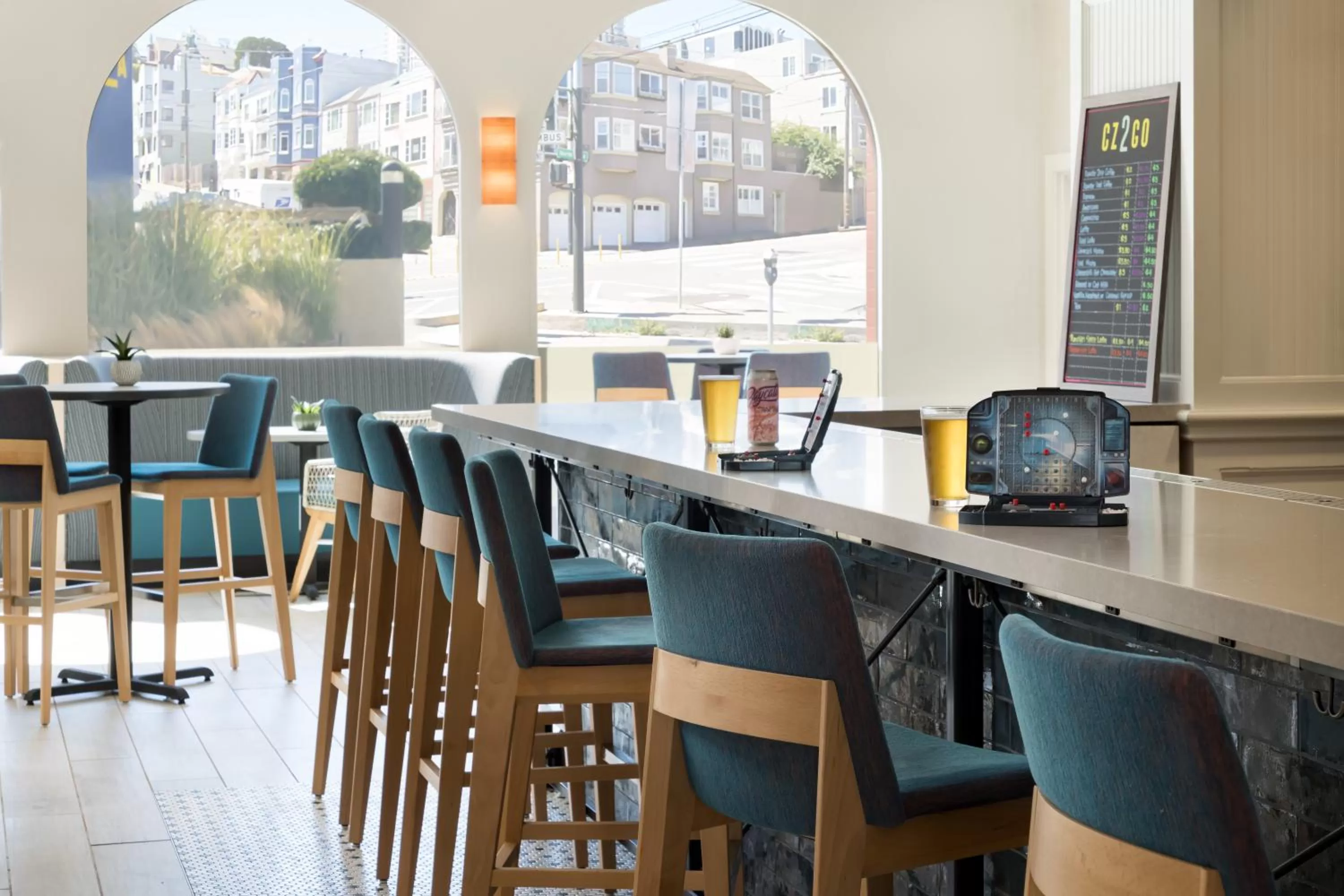 Restaurant/places to eat in Hotel Caza