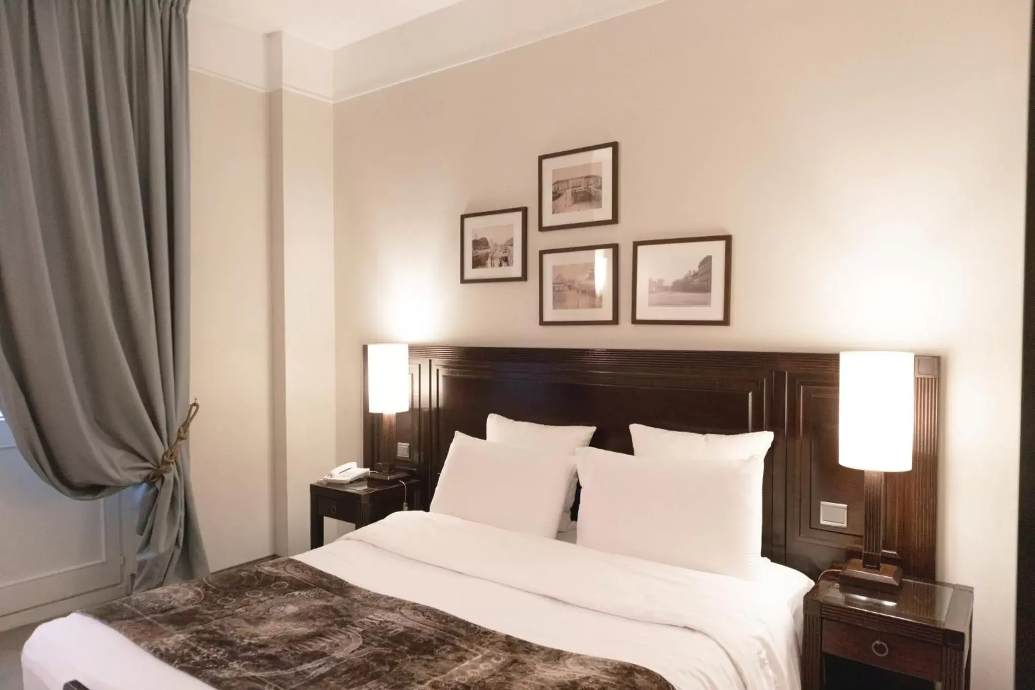 Classic Room in Hôtel Régent Contades Classic Room in Hôtel Régent Contades