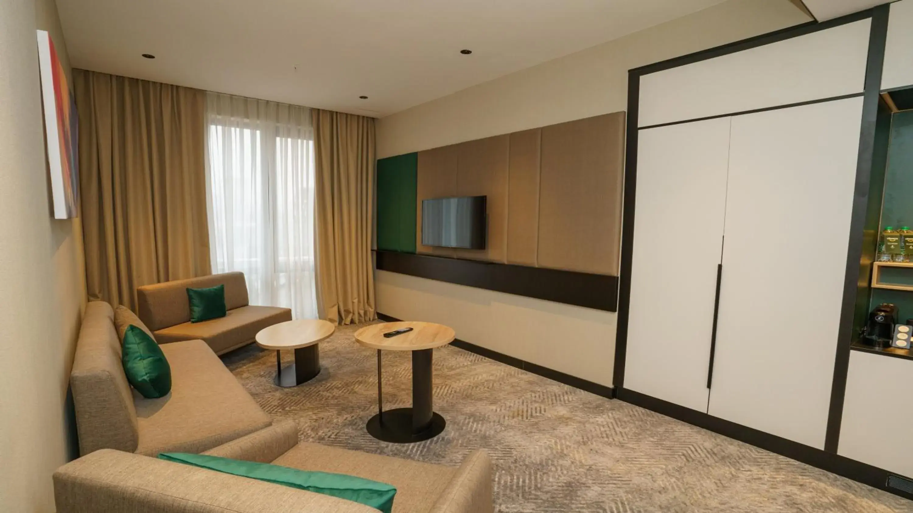 Bedroom, Seating Area in Holiday Inn Tashkent City, an IHG Hotel