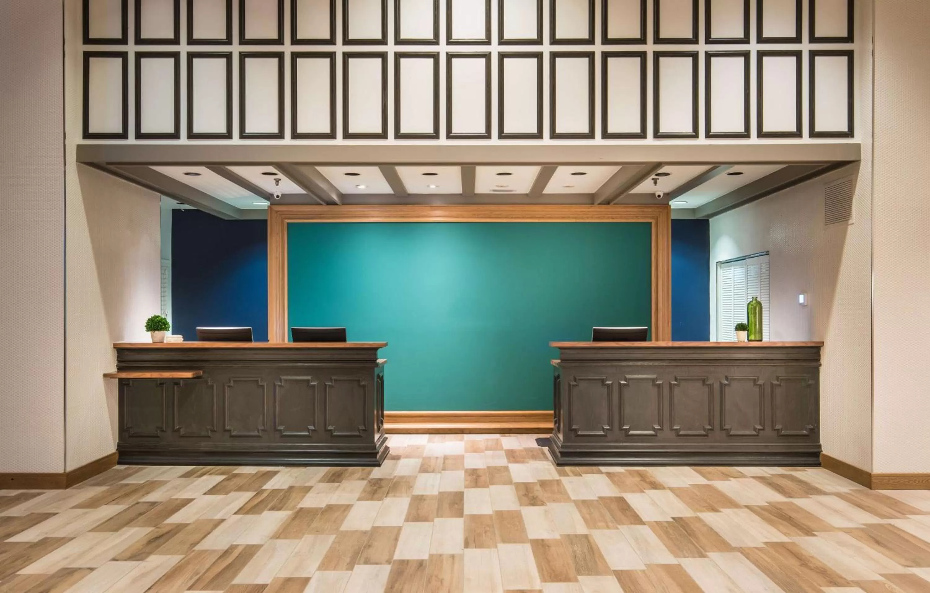 Lobby or reception in DoubleTree by Hilton Gainesville