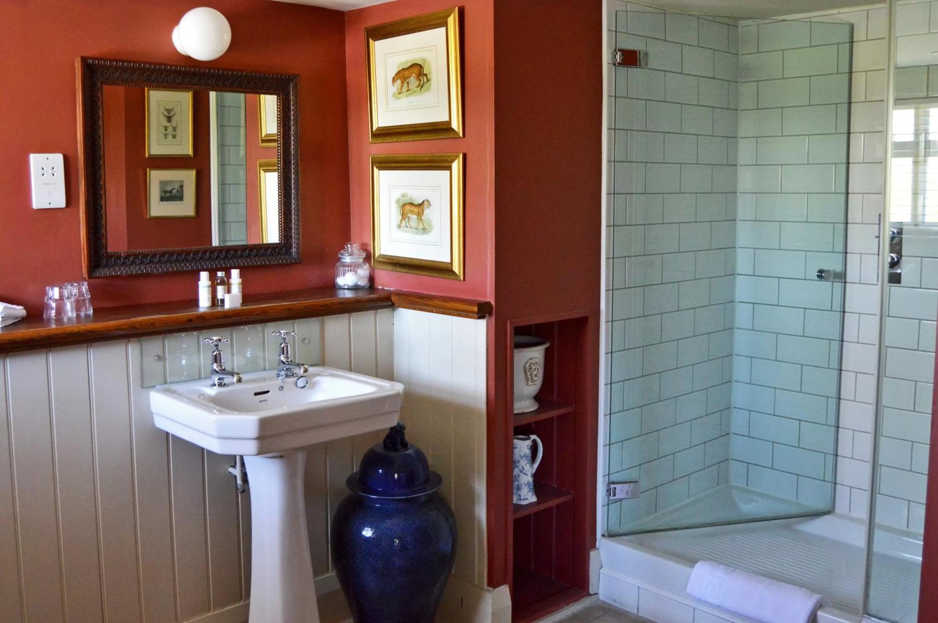 Bathroom in The Anchor Inn