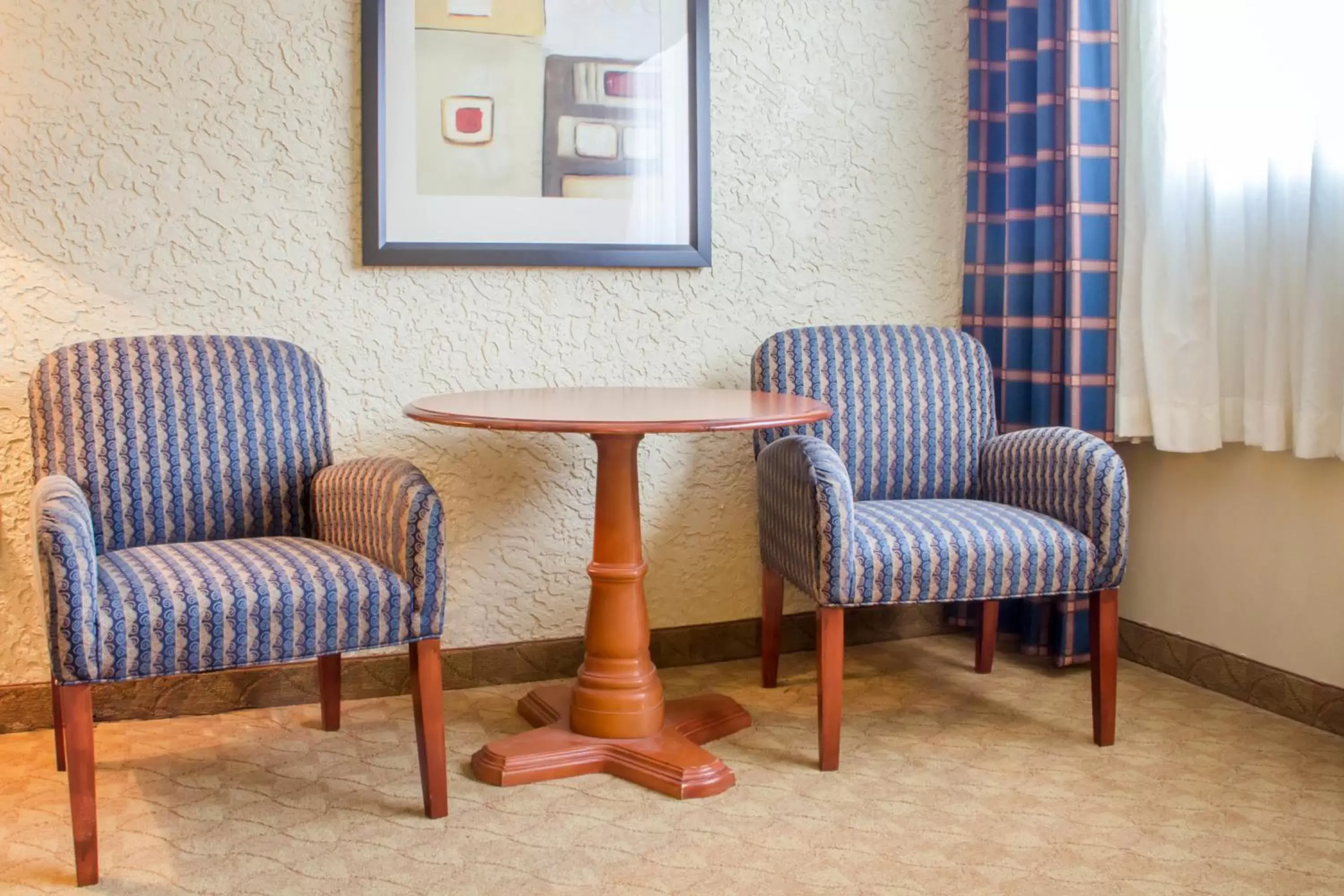 Seating Area in Econo Lodge Broken Arrow-Tulsa