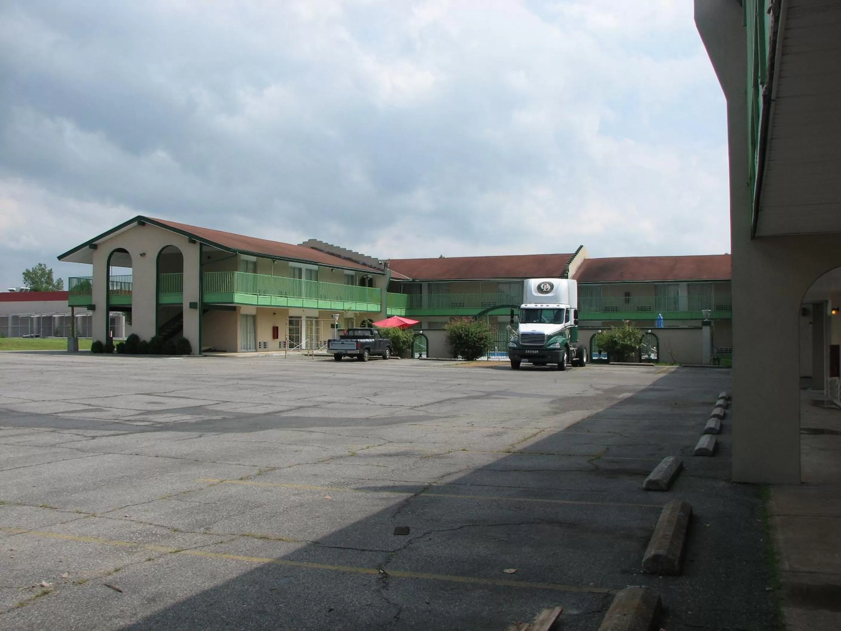 Property building in Canterbury Inn & Suites