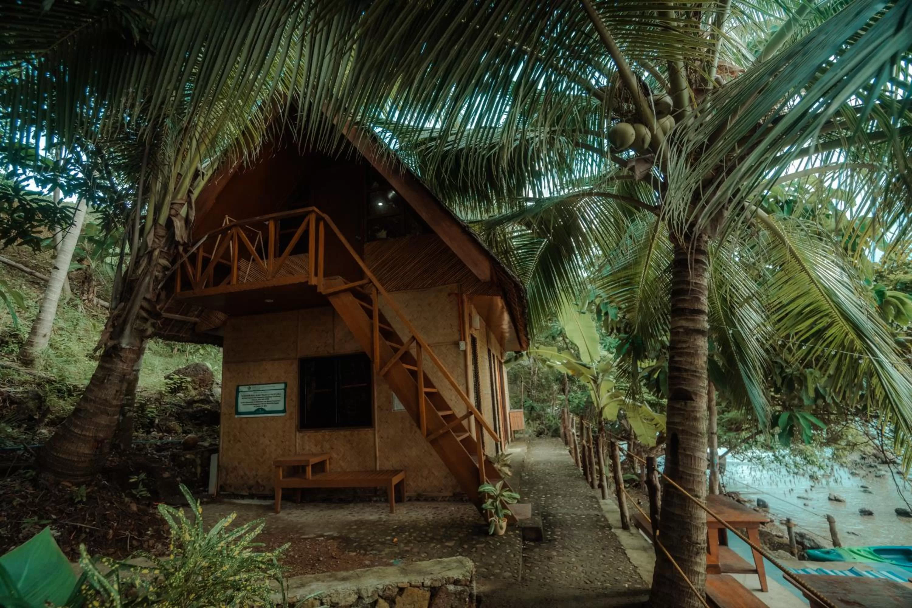 Cocovana Beach Resort