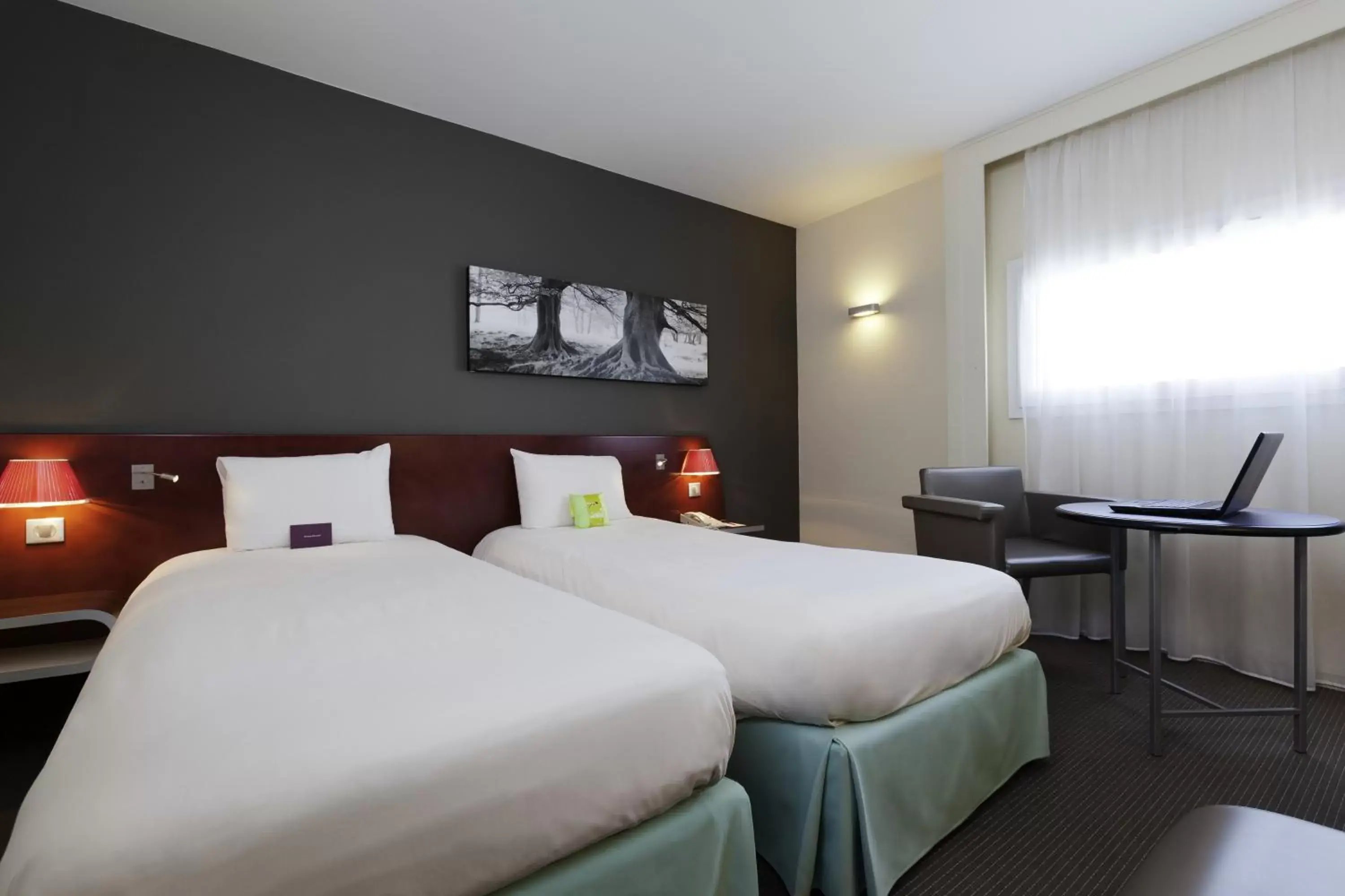 Bedroom, Bed in Mercure Rennes Centre Gare