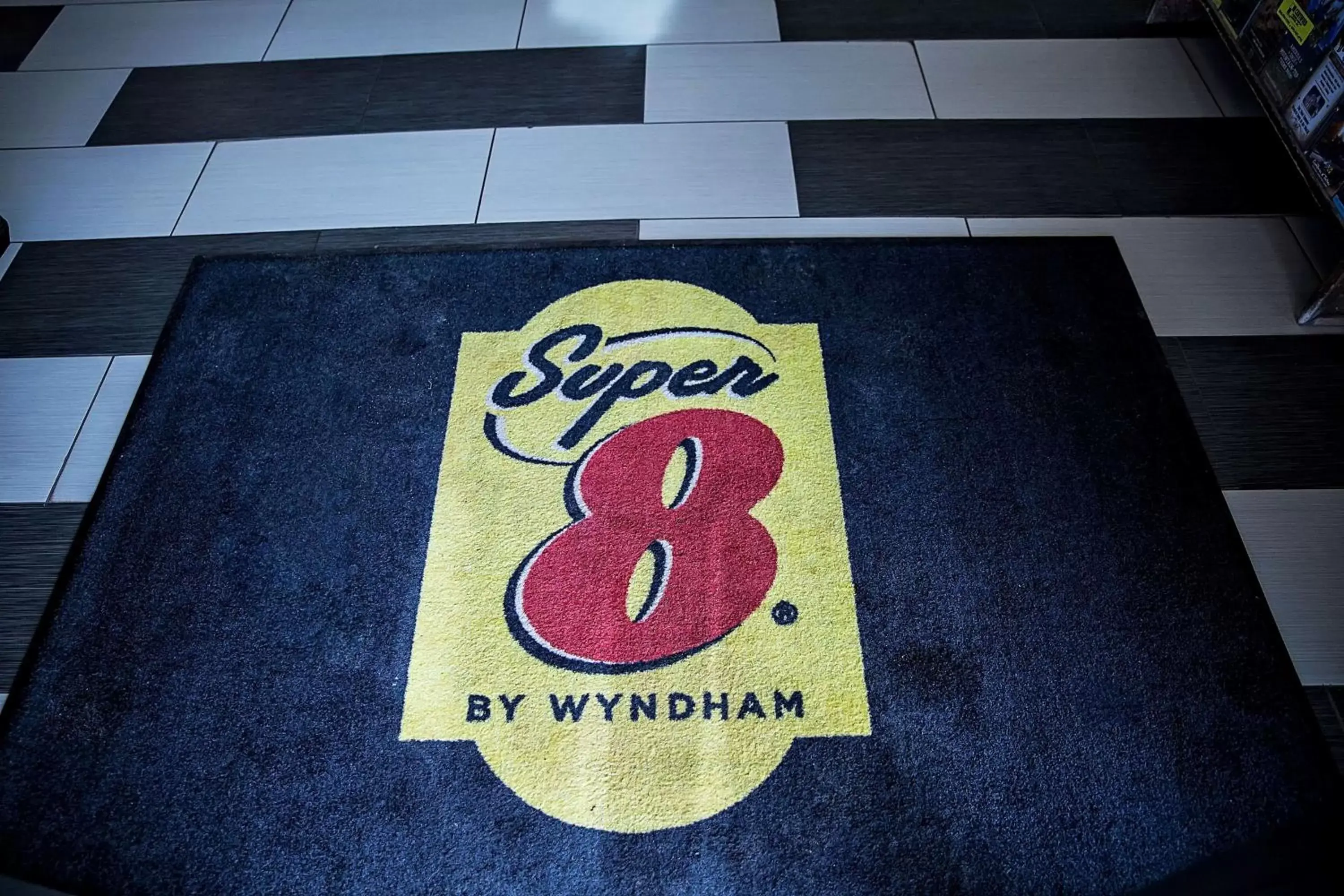 Lobby or reception in Super 8 by Wyndham Holbrook