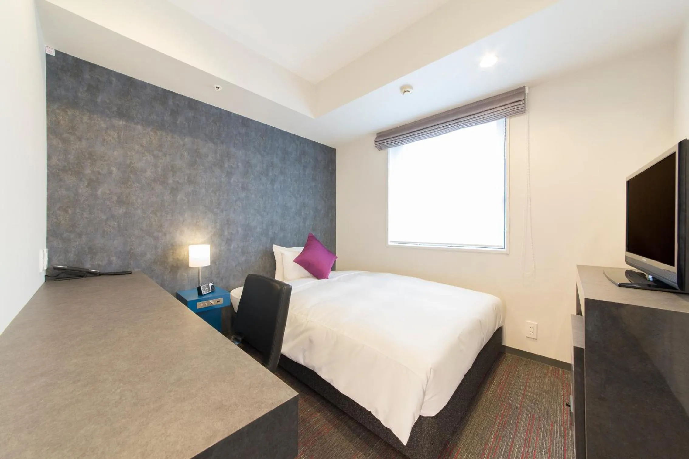 Bed in Tokyu Stay Gotanda