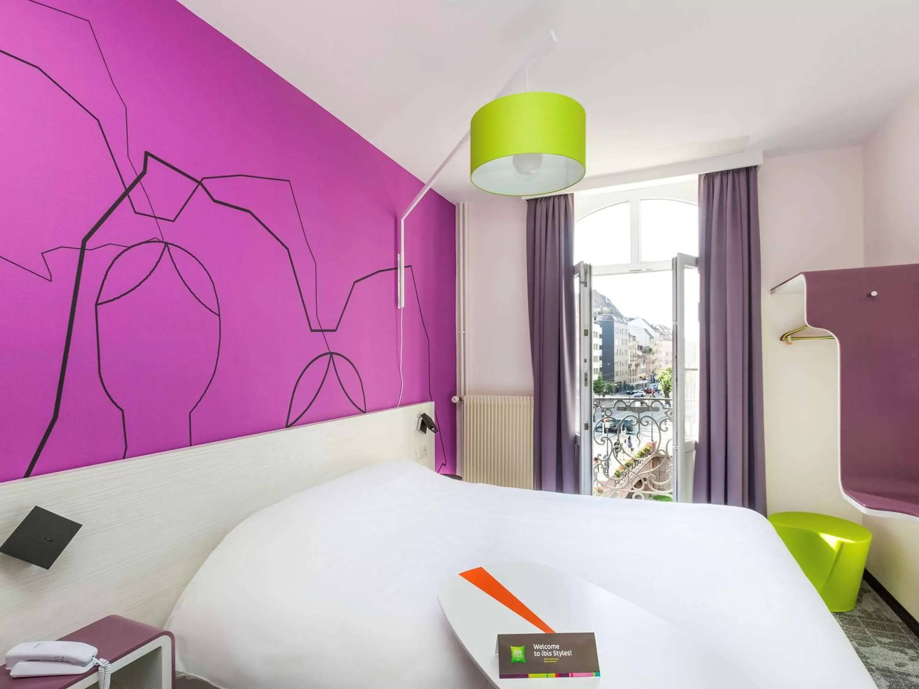 Photo of the whole room, Bed in ibis Styles Strasbourg Centre Petite France