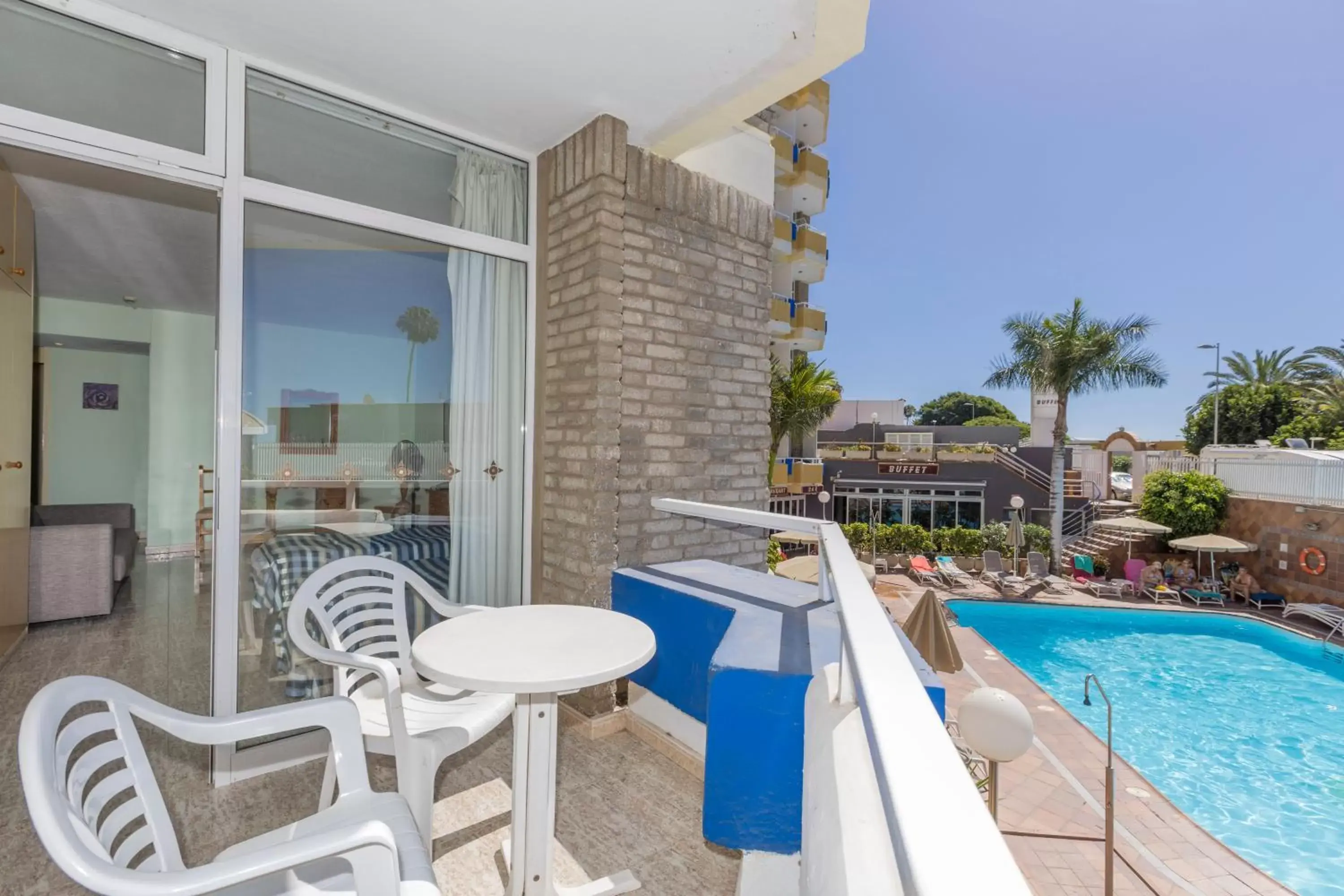 Balcony/Terrace, Swimming Pool in Hotel LIVVO Veril Playa