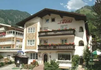 Property Building in Hotel zum Toni