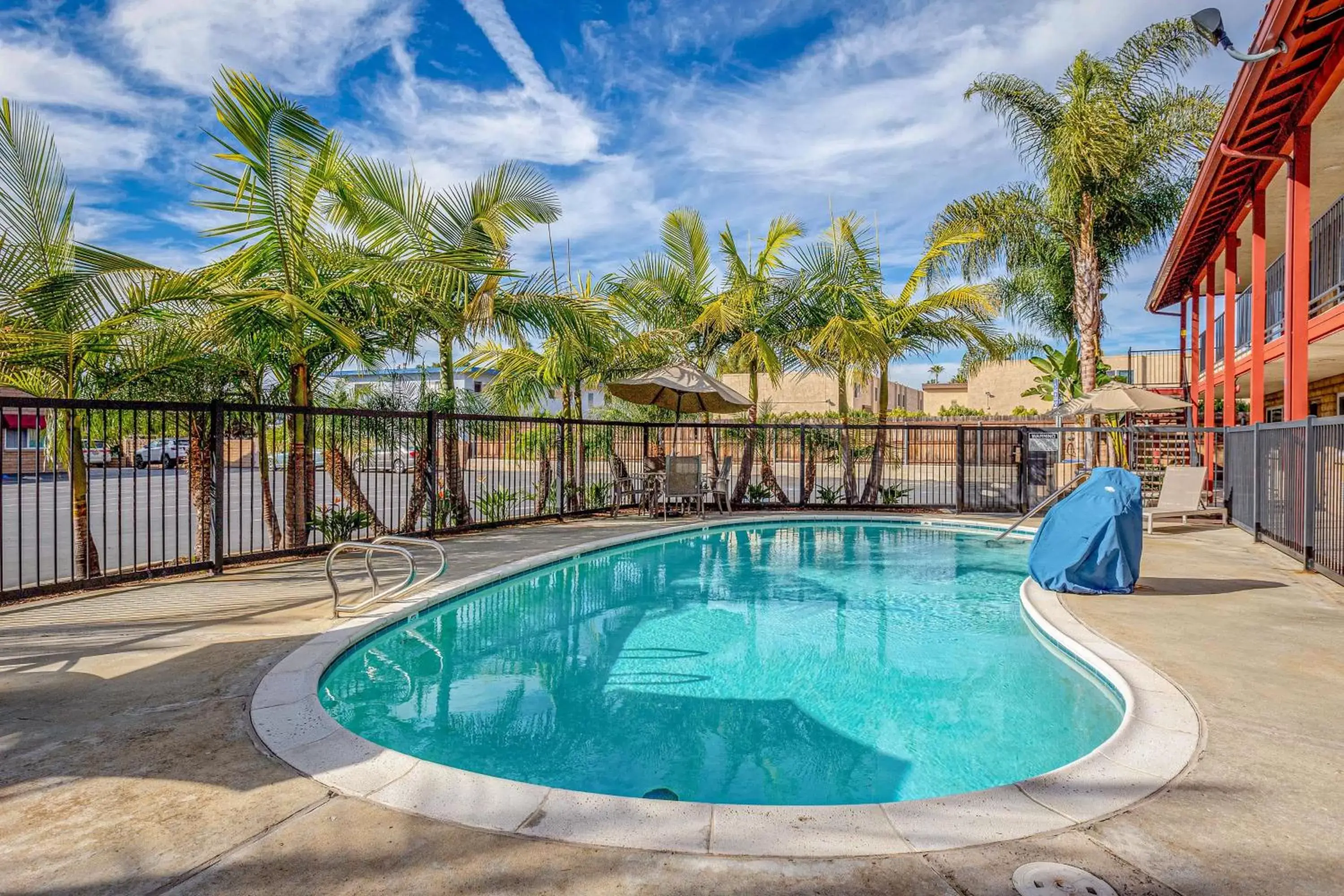 Pool view, Swimming Pool in Motel 6 Carlsbad, Ca- North