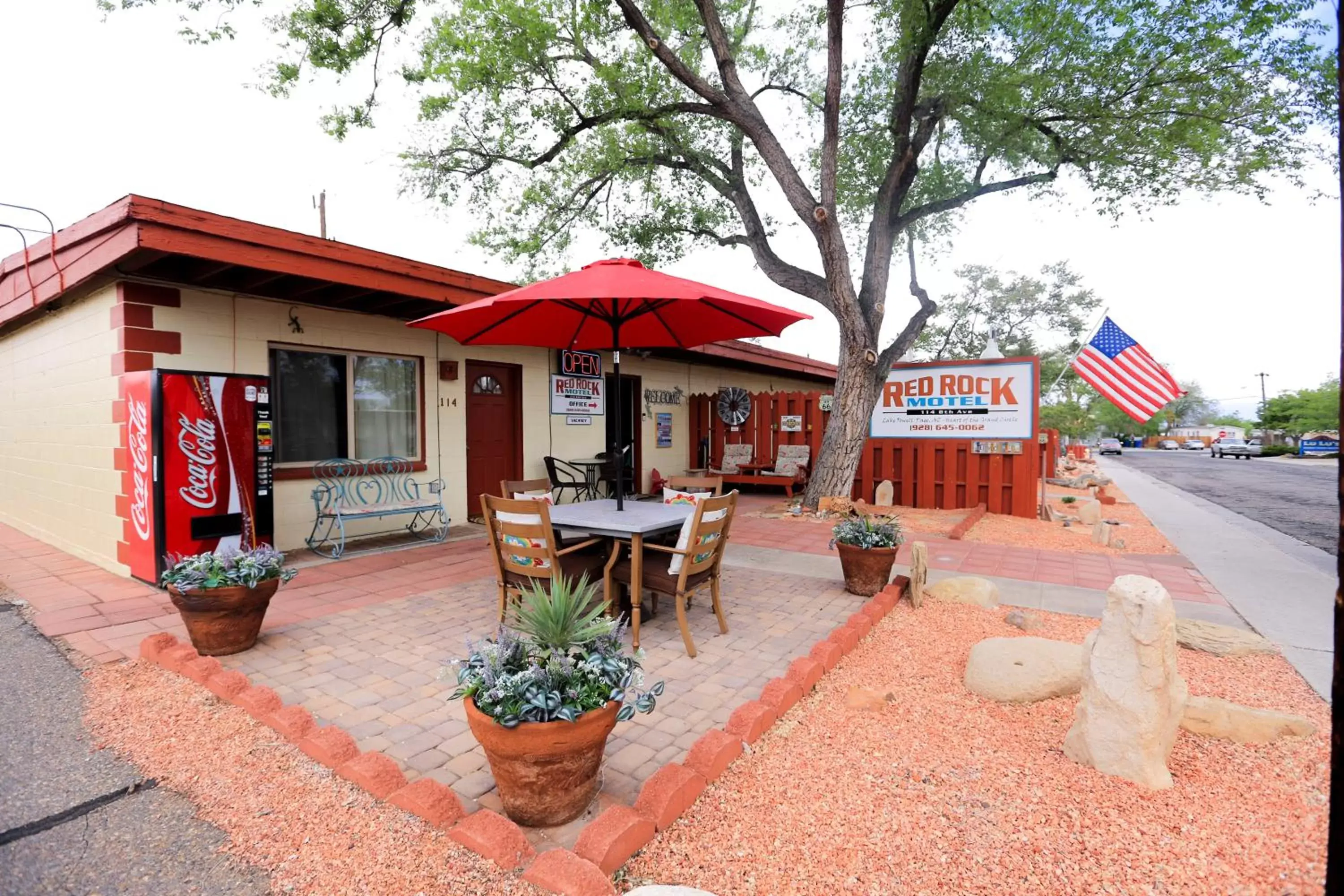 Property Building in Red Rock Motel