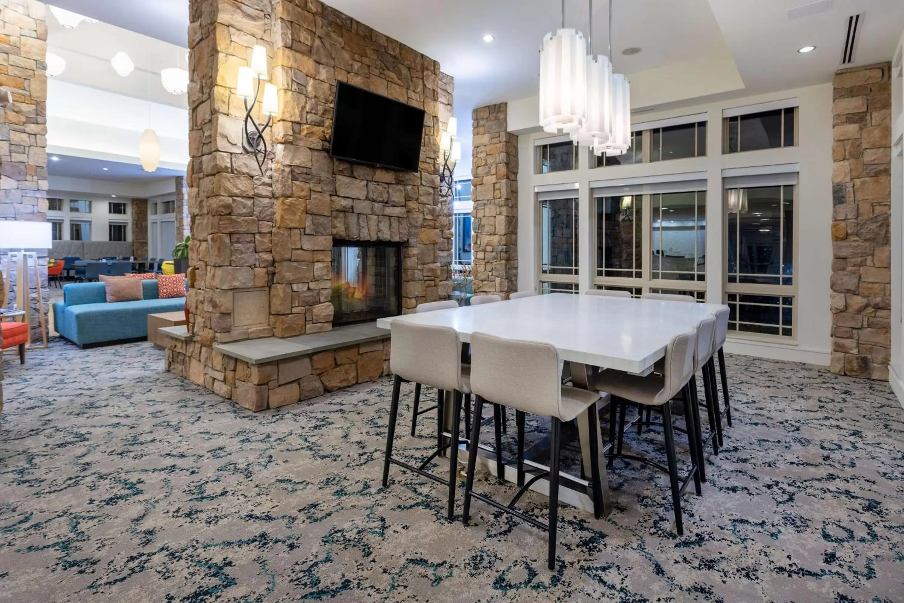 Lobby or reception, Dining Area in Hilton Garden Inn Roanoke