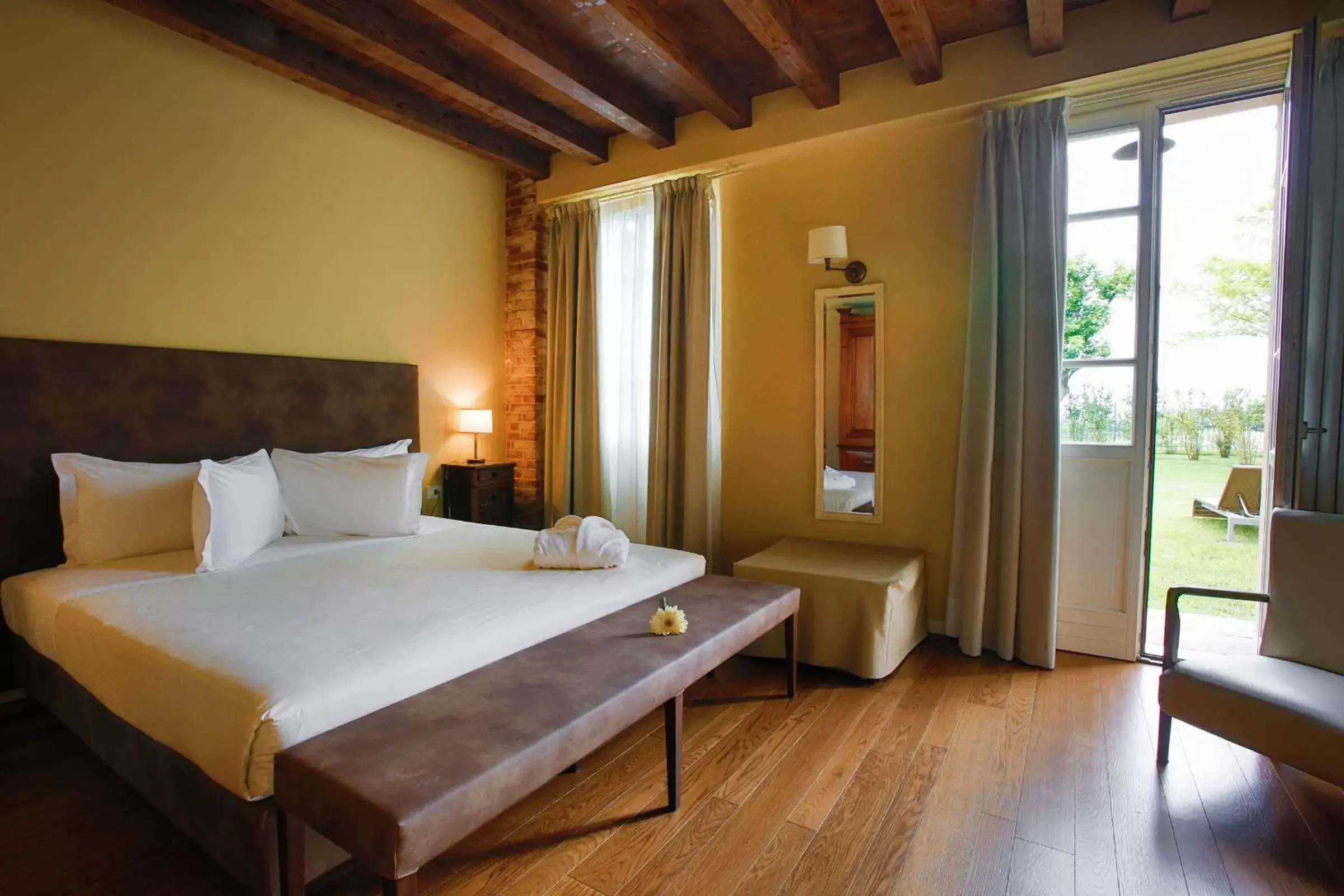 Photo of the whole room, Bed in Le Ali Del Frassino