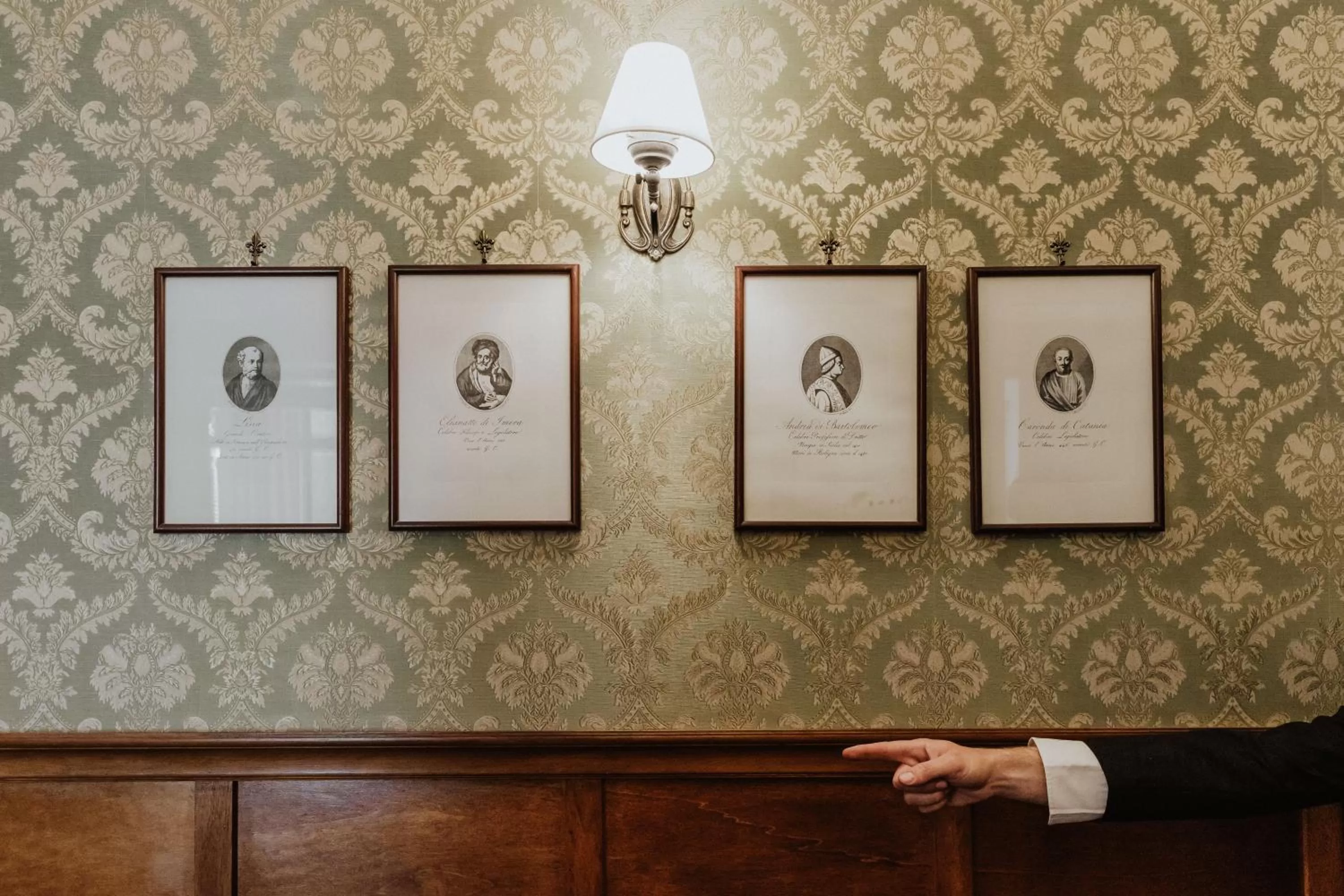 hair dresser in Locanda della Vittoria