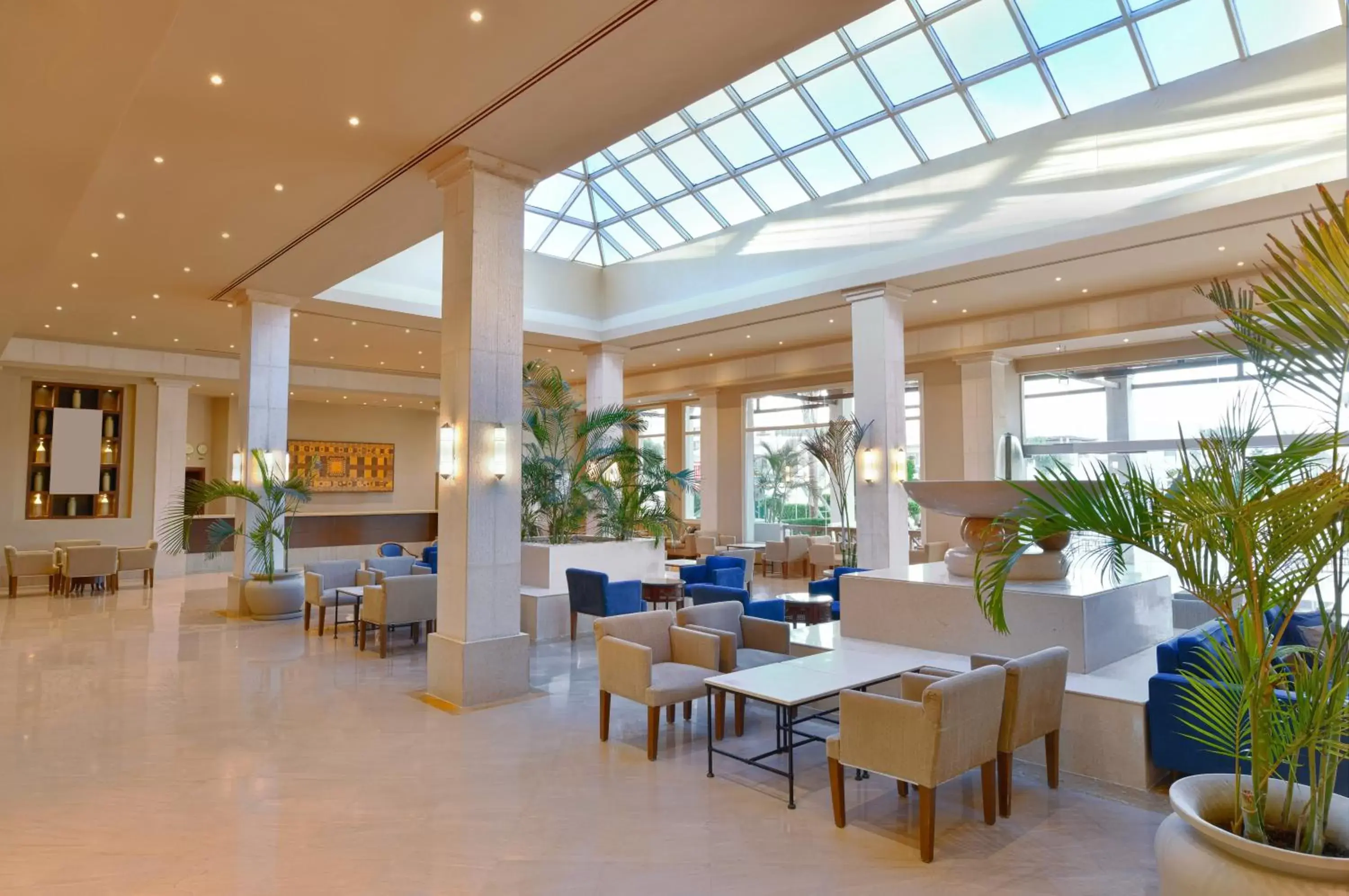 Restaurant/Places to Eat in Sentido Casa Del Mar Resort