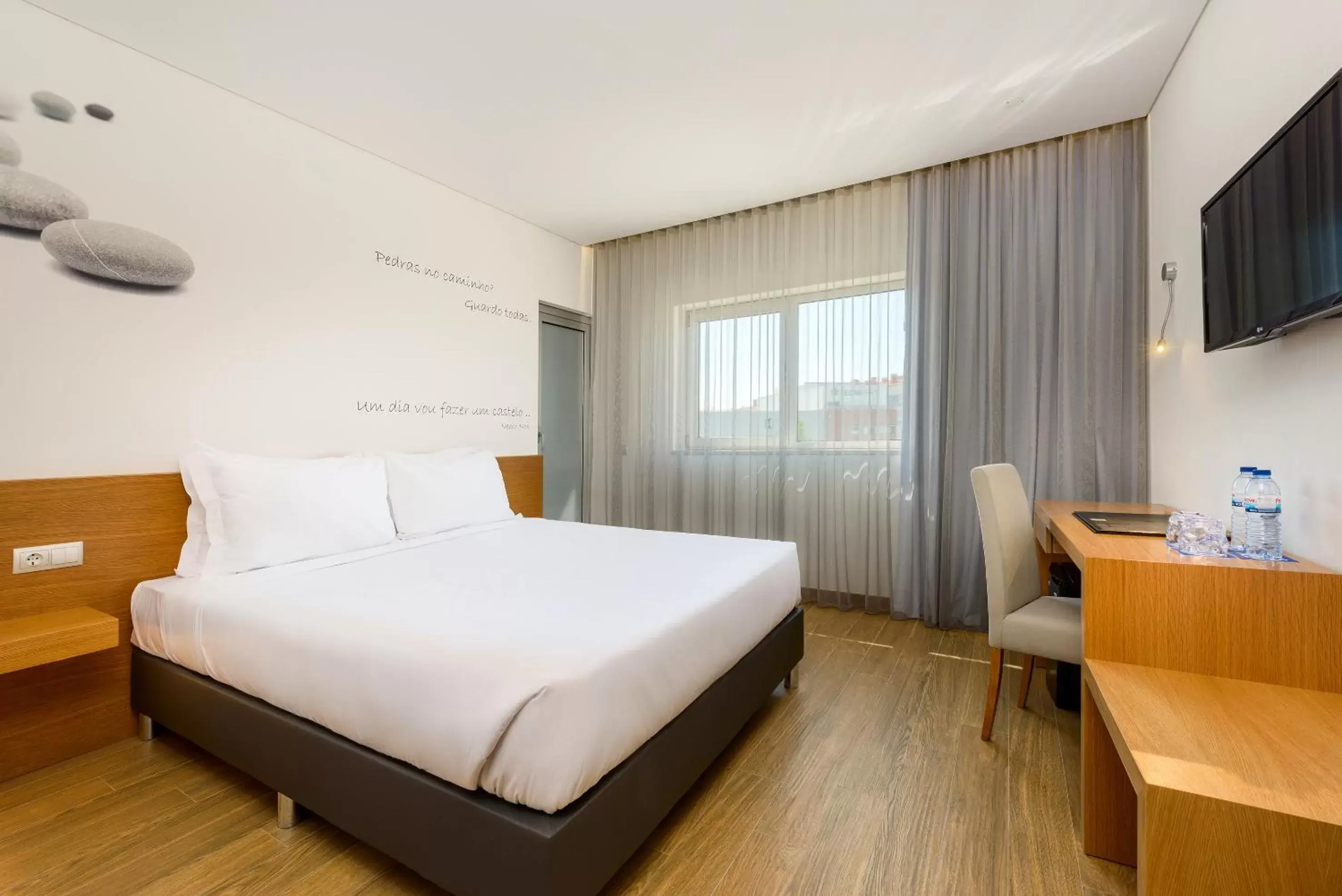 Bed in TRYP by Wyndham Leiria