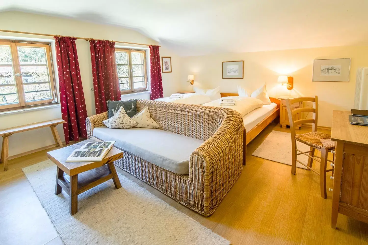 Classic Double Room in Berggasthof Butzn Wirt Classic Double Room in Berggasthof Butzn Wirt