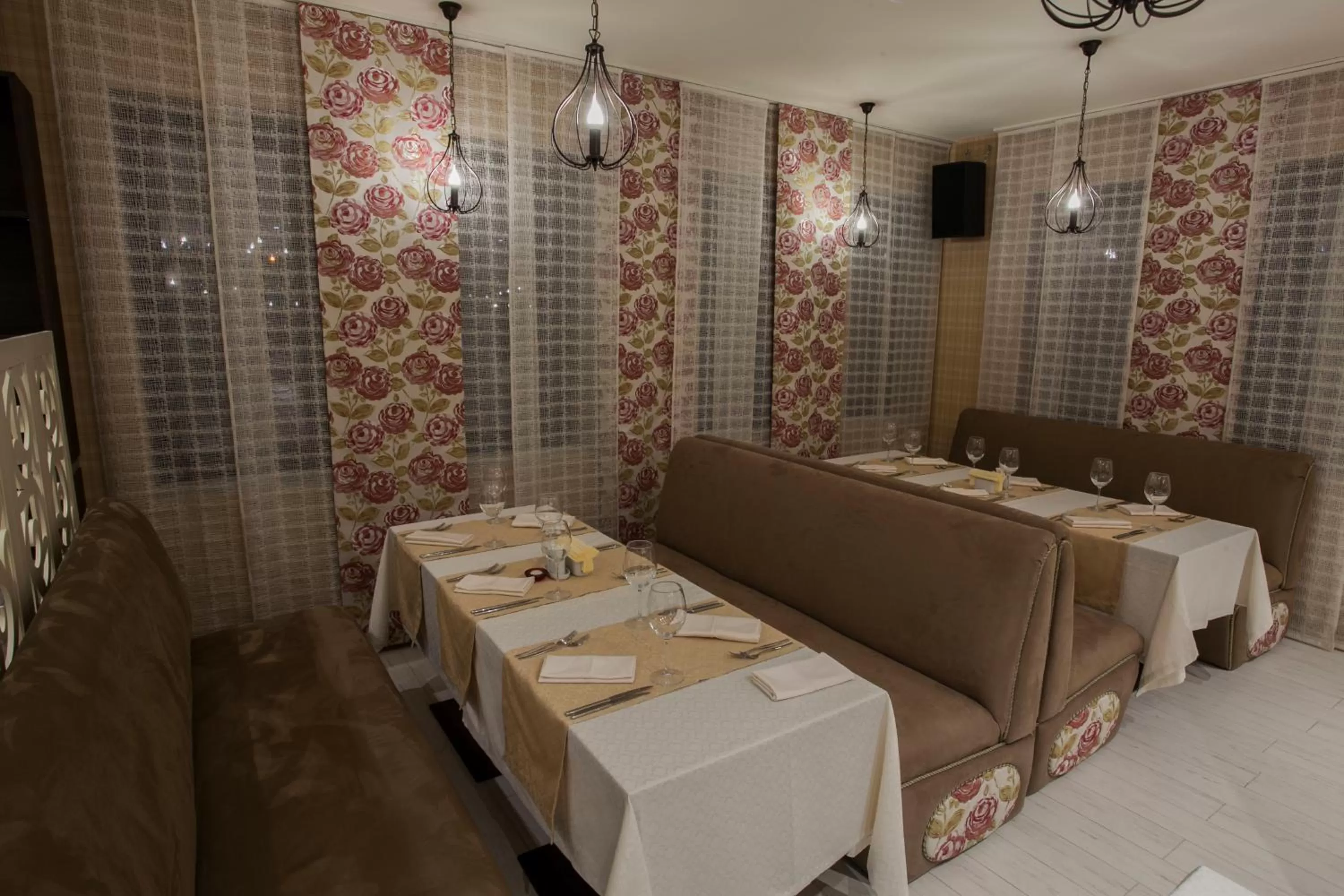 Restaurant/places to eat in Strimon Garden Medical SPA Hotel