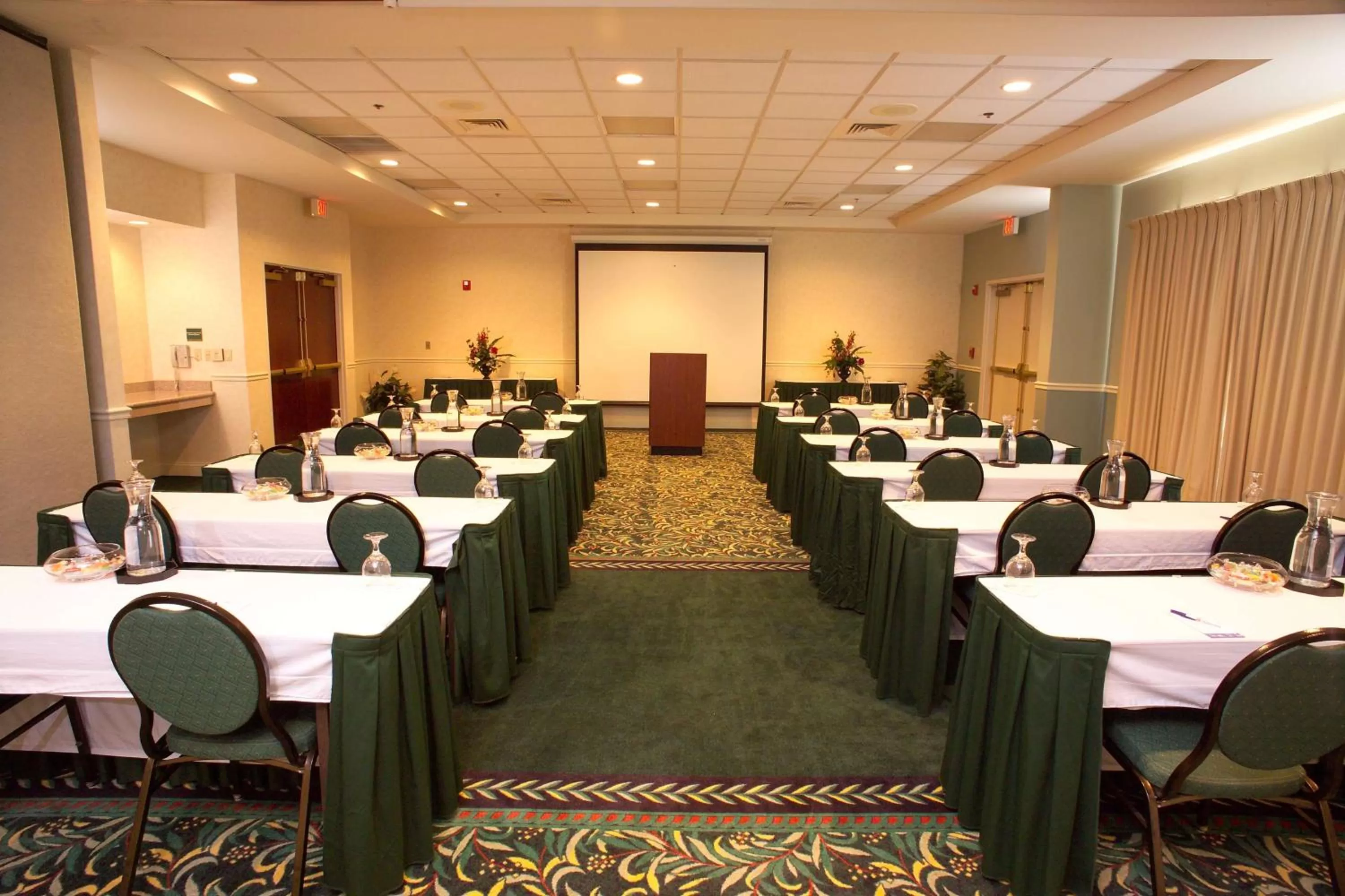 Meeting/conference room in Hilton Garden Inn Jacksonville Airport