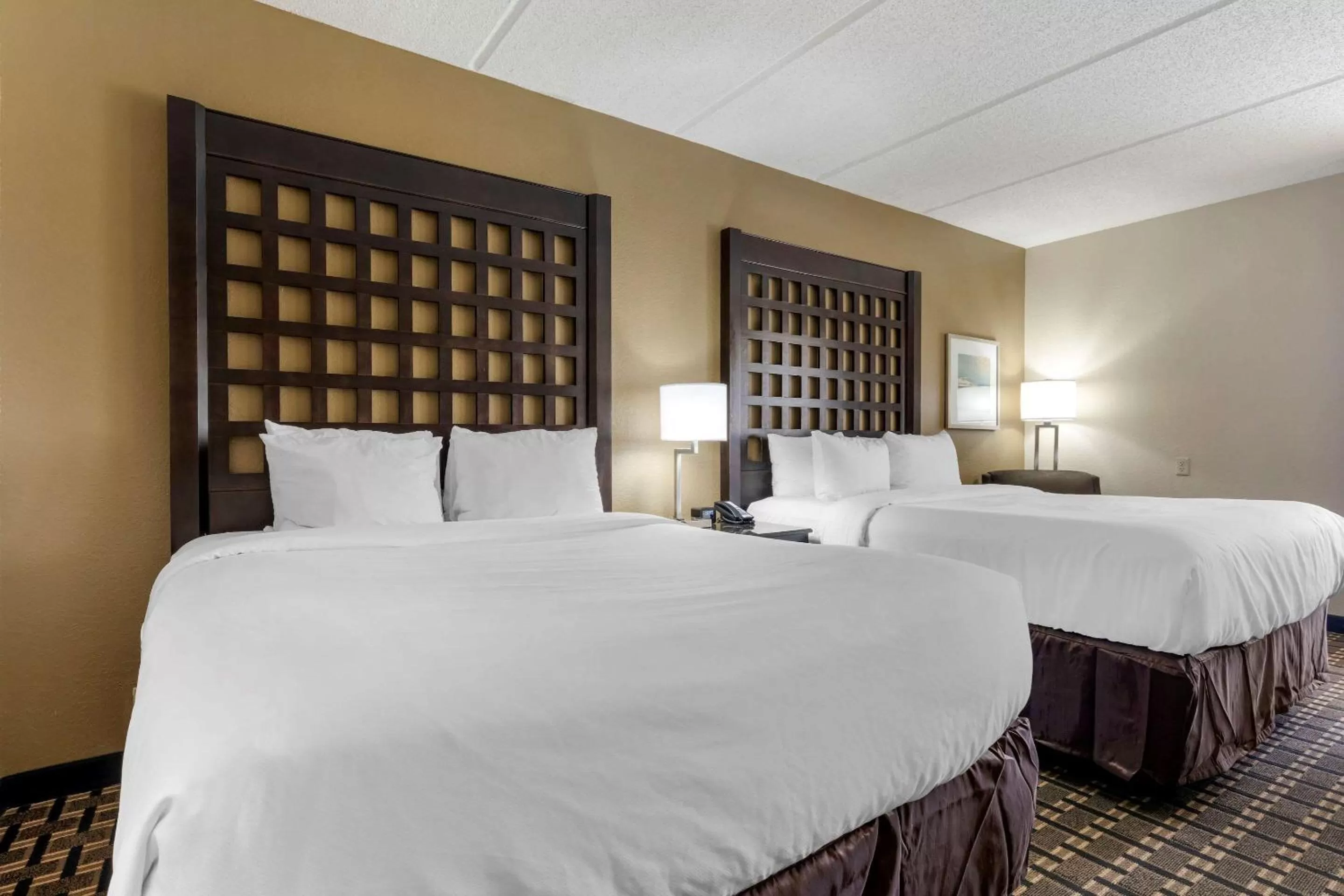 Bedroom, Bed in Comfort Inn Sherman