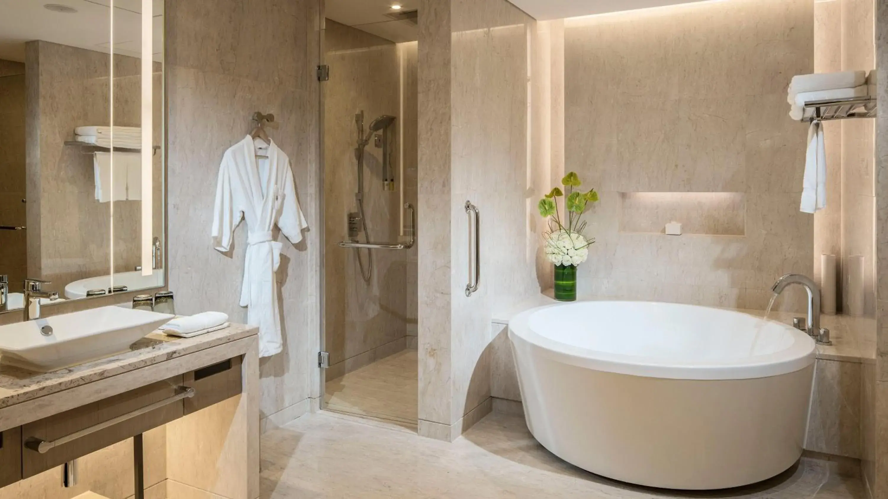 Photo of the whole room, Bathroom in InterContinental Wuhan, an IHG Hotel