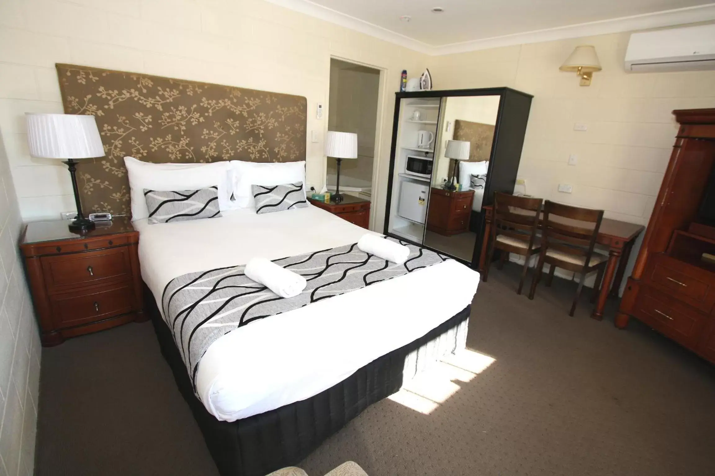 Photo of the whole room, Bed in Picton Valley Motel Australia