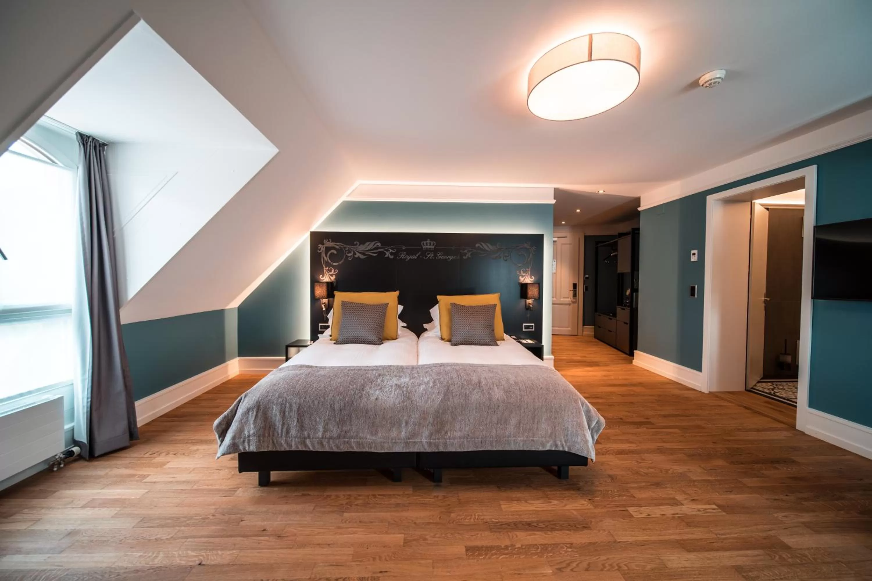 Bedroom, Bed in Royal St. Georges Hotel Interlaken - MGallery Collection