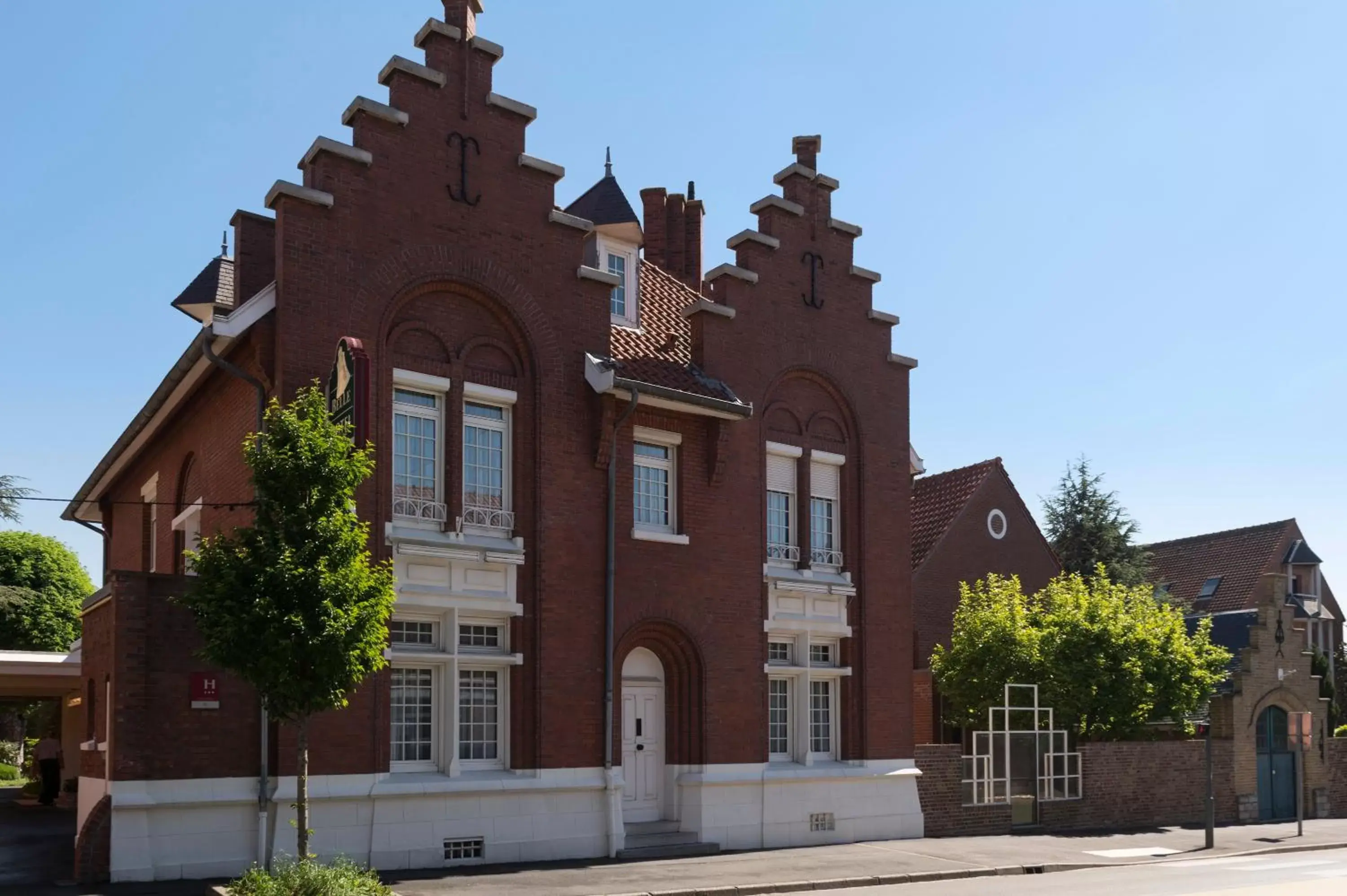 Property Building in Belle Hôtel, Lille Ouest