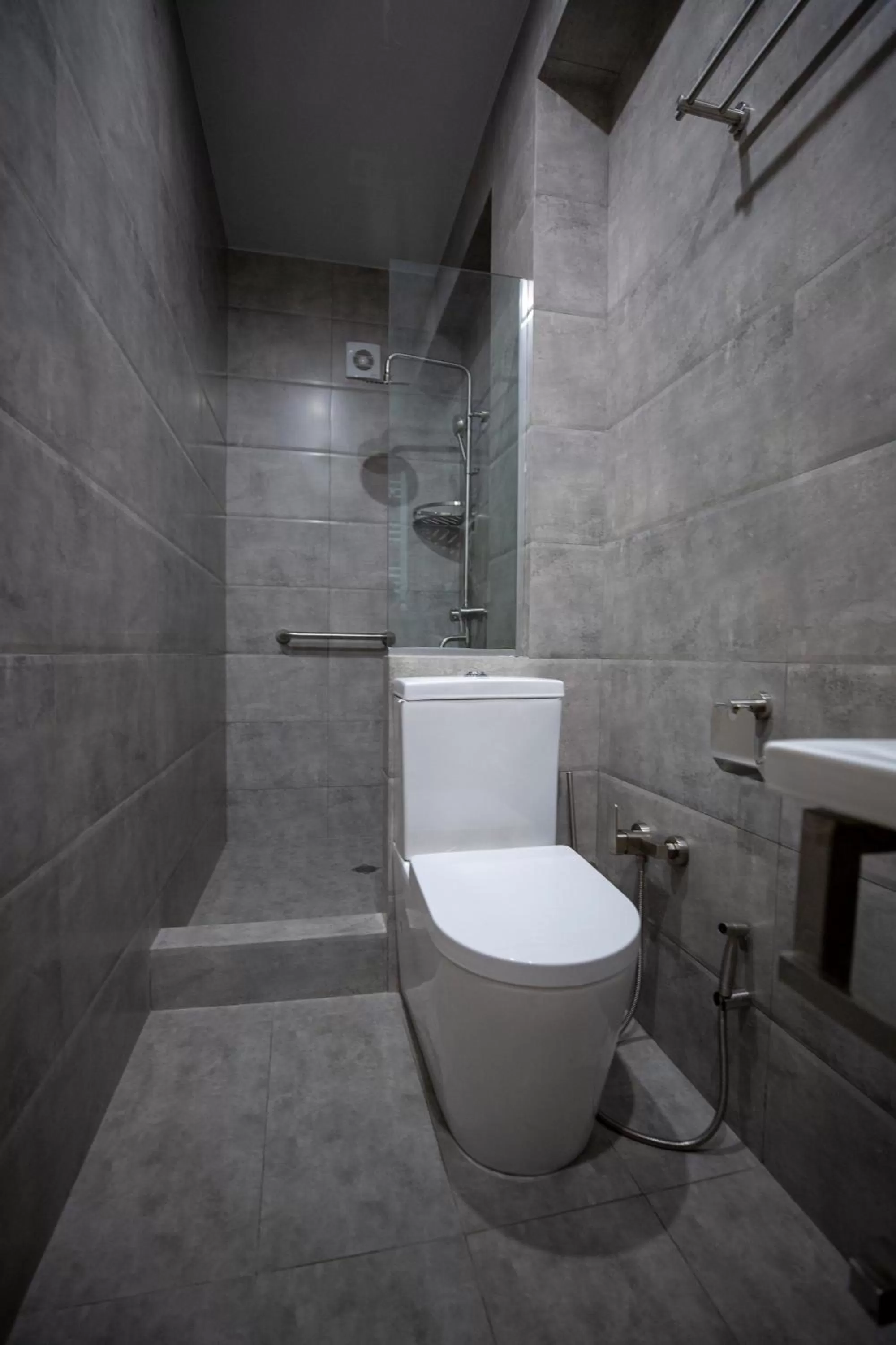 Shower in Ornament Boutique Hotel