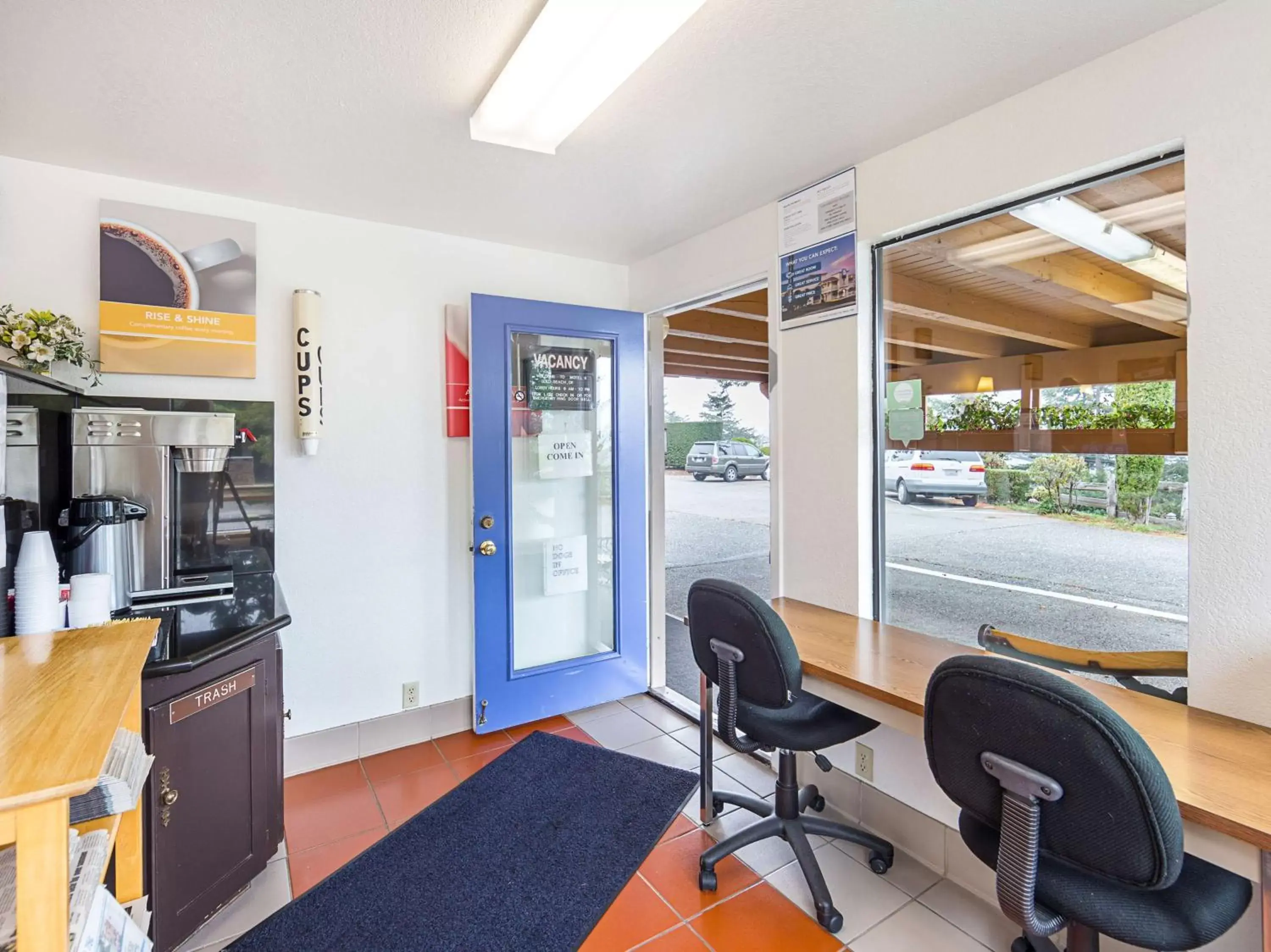 Lobby or reception, Fitness Center/Facilities in Motel 6 Gold Beach