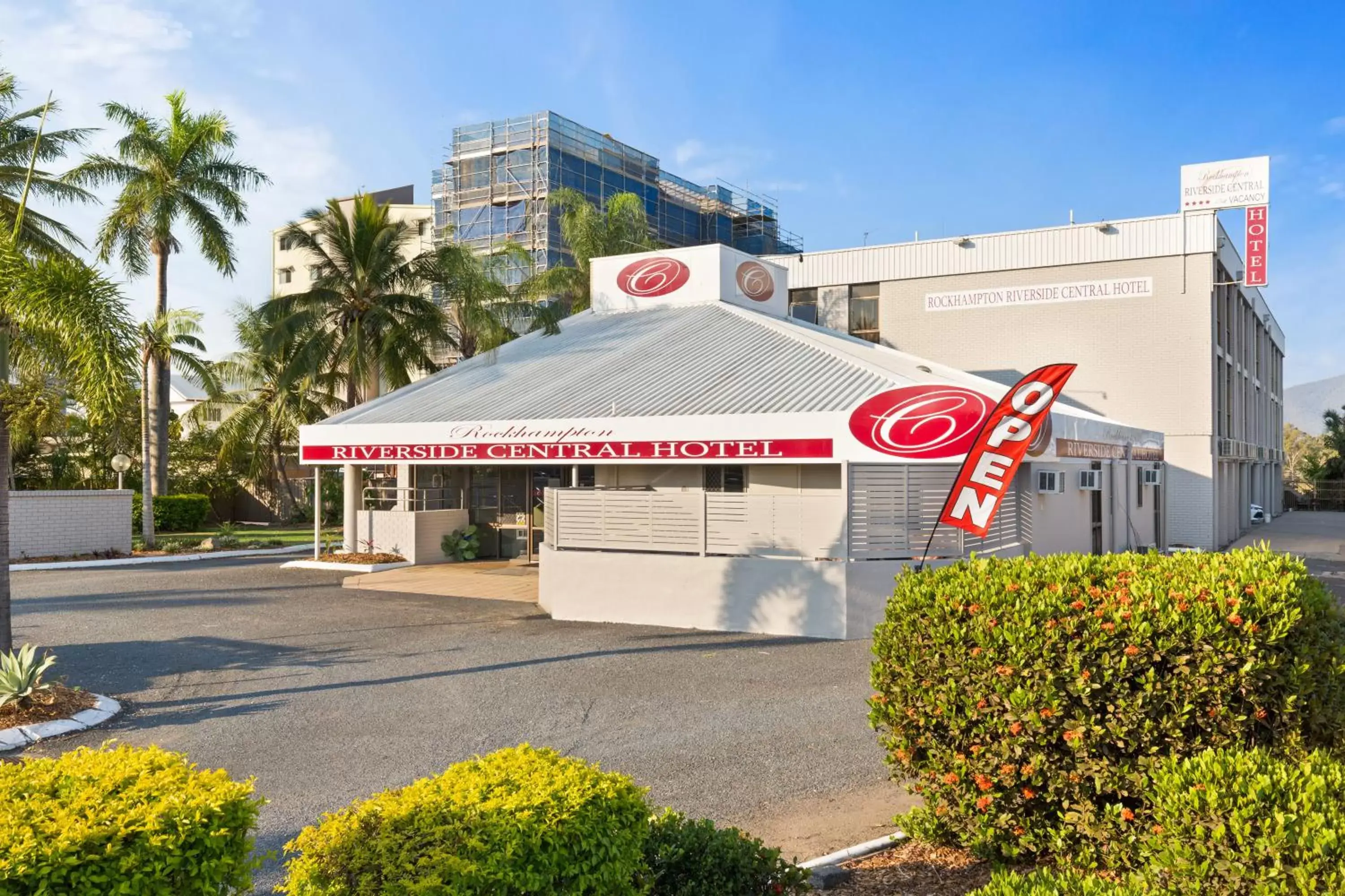 Property Building in Rockhampton Riverside Central Hotel