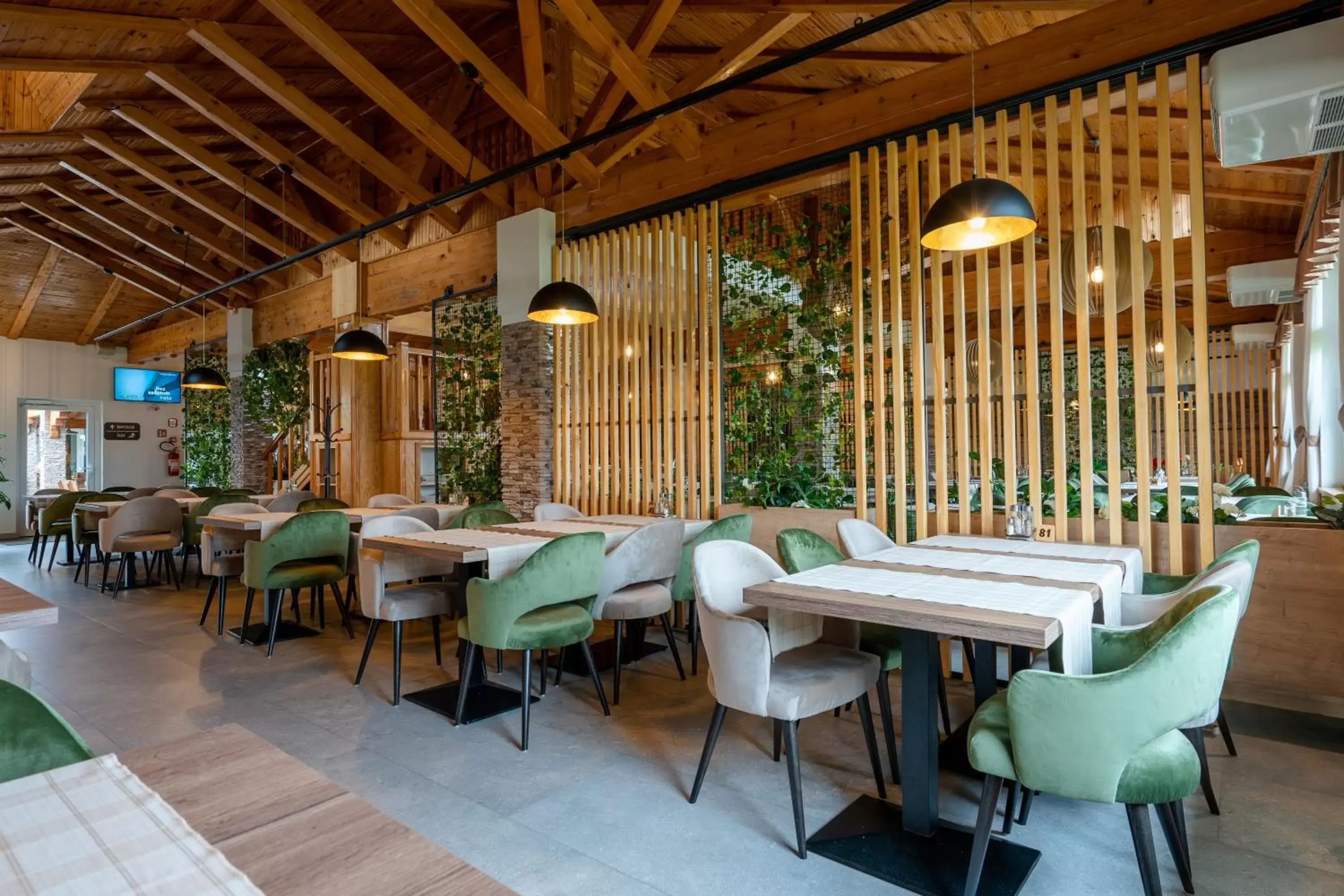 Restaurant/places to eat in Hotel Mirjana & Rastoke Restaurant/places to eat in Hotel Mirjana & Rastoke