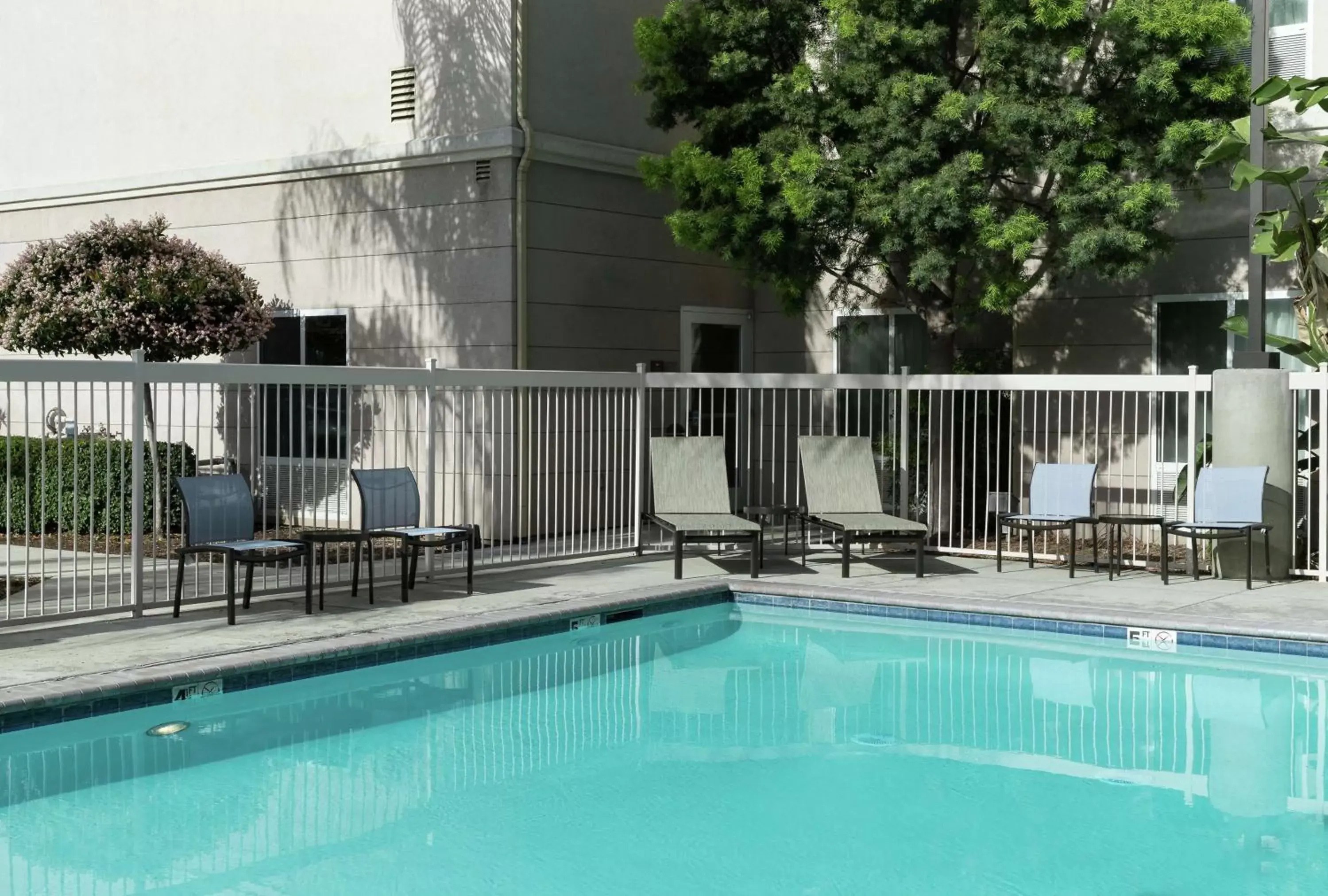 Pool view, Swimming Pool in Homewood Suites by Hilton Fresno Airport/Clovis