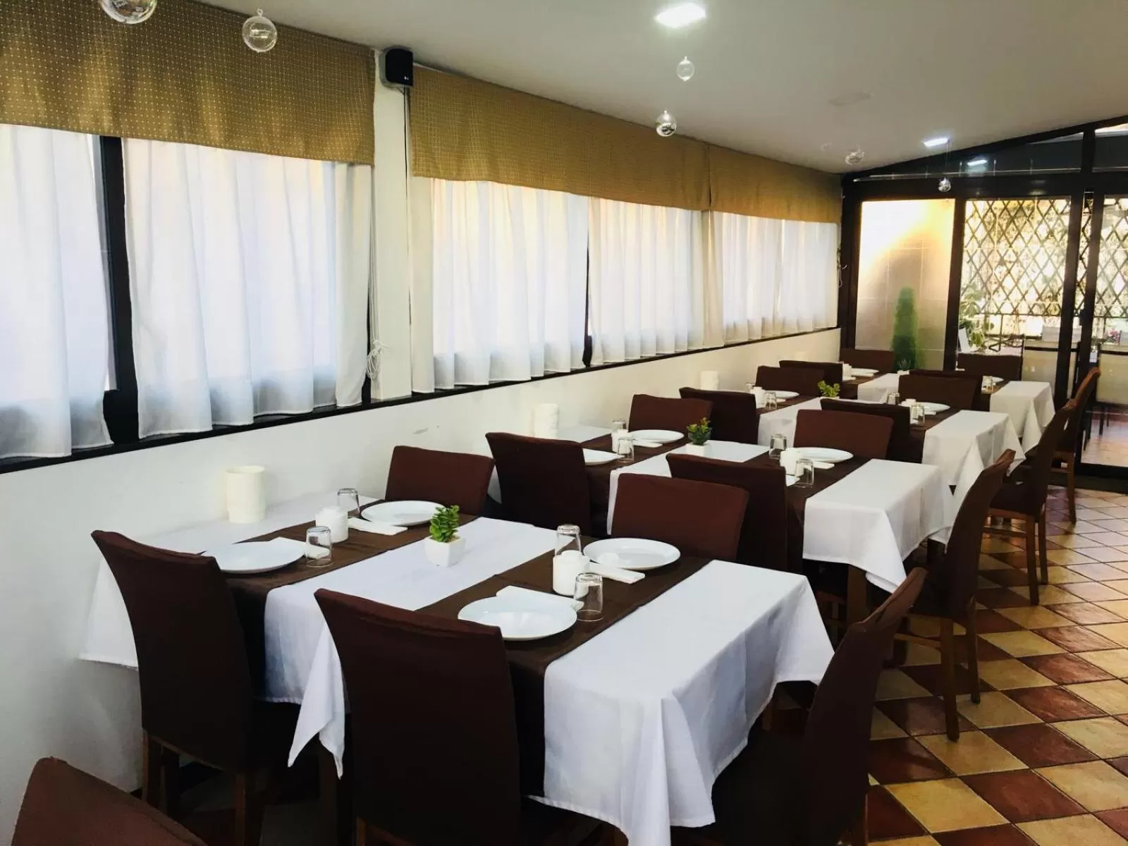 Restaurant/places to eat in Hotel Nettuno