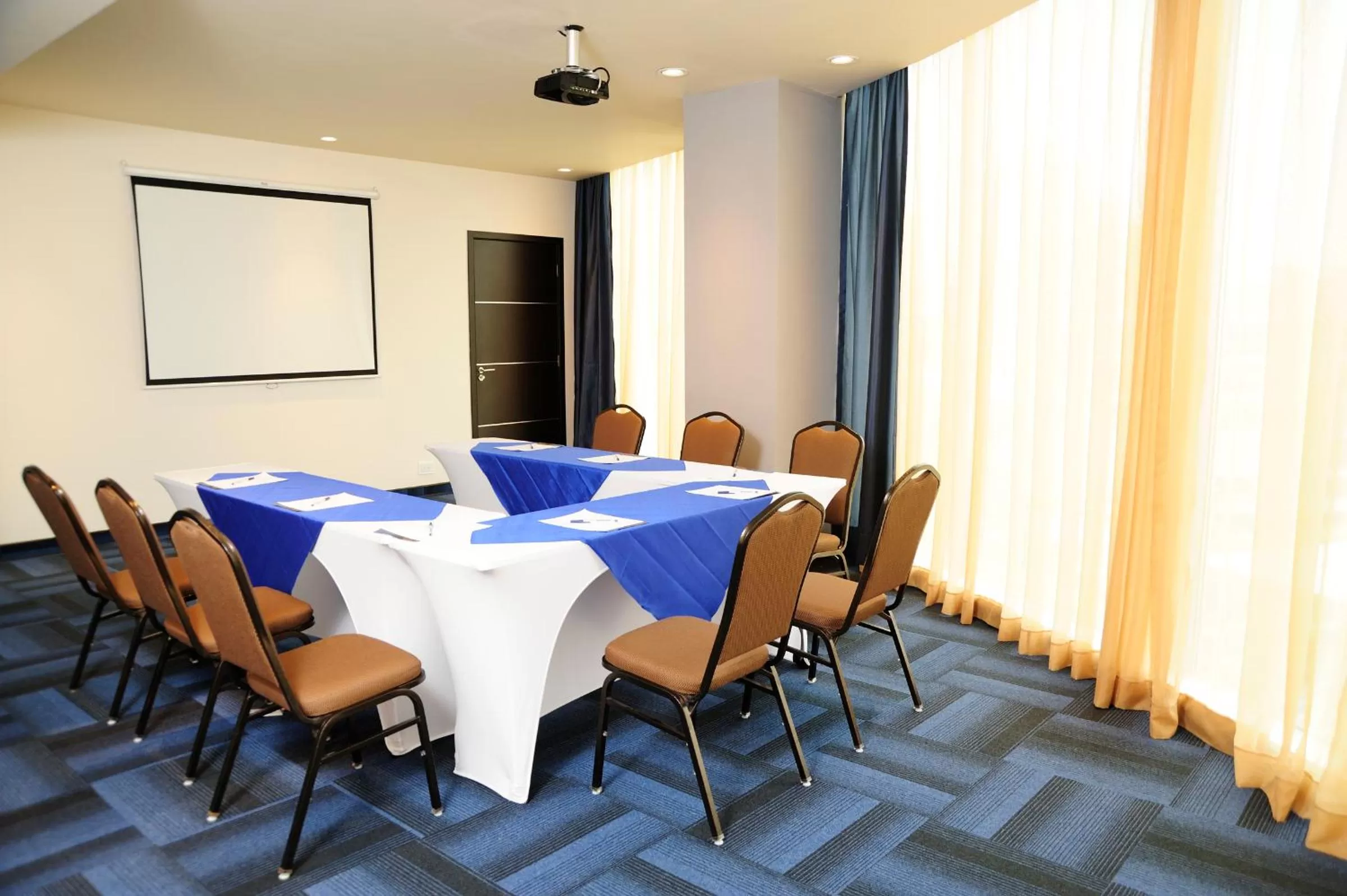 Business facilities in Novotel Panama City