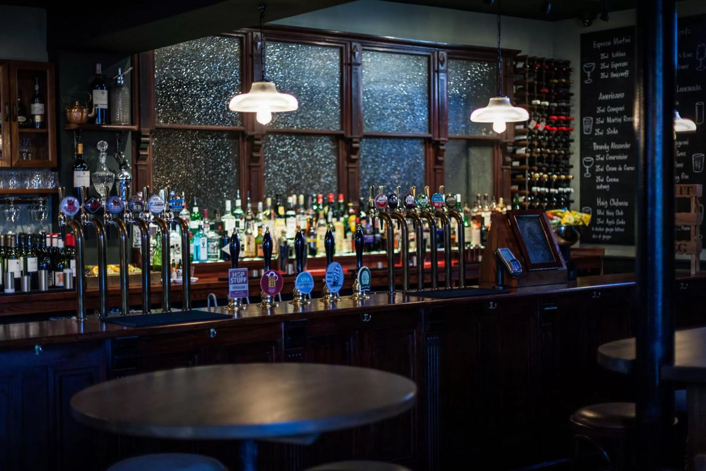 Lounge or bar in Tulse Hill Hotel