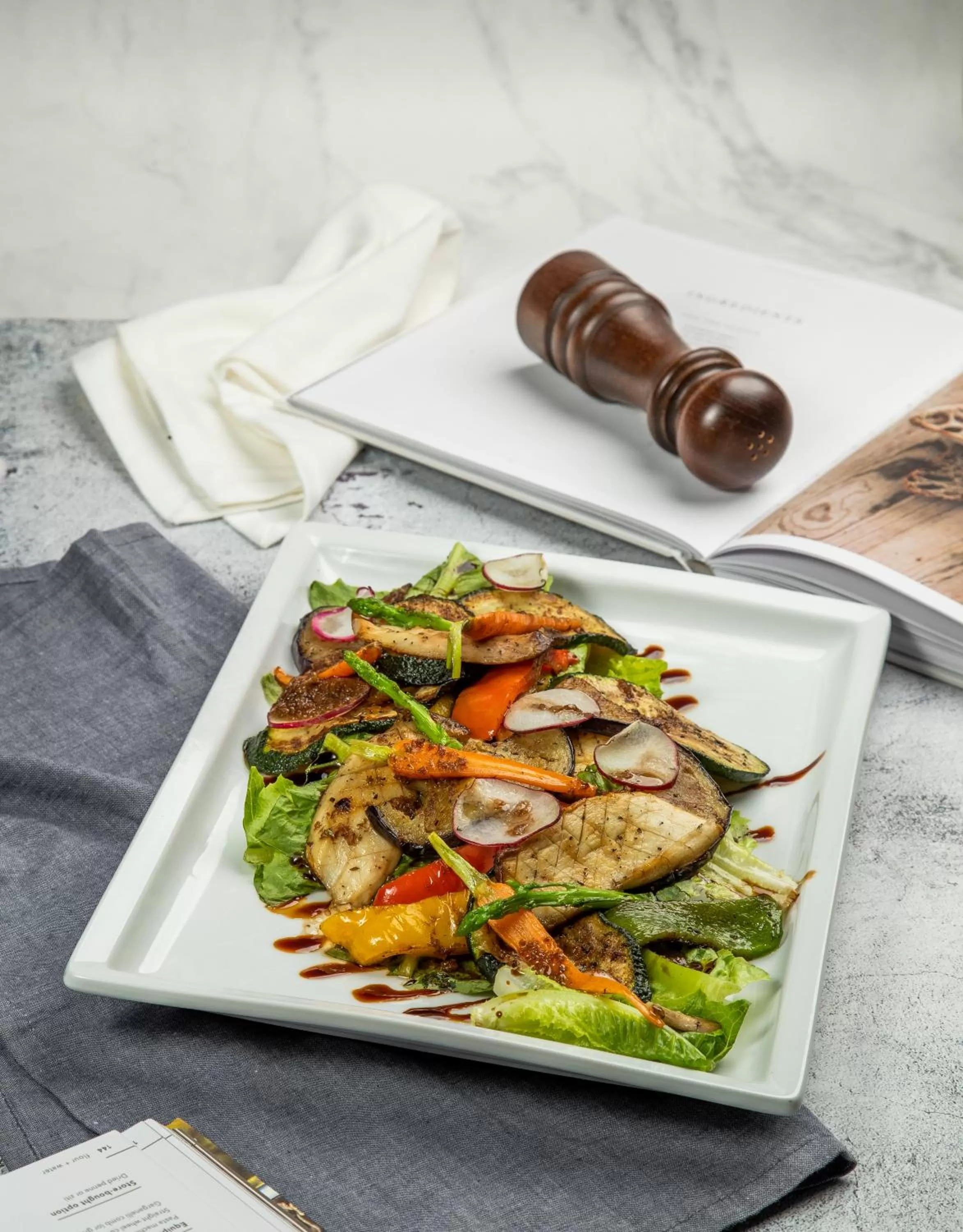 Food in Phra Singh Village