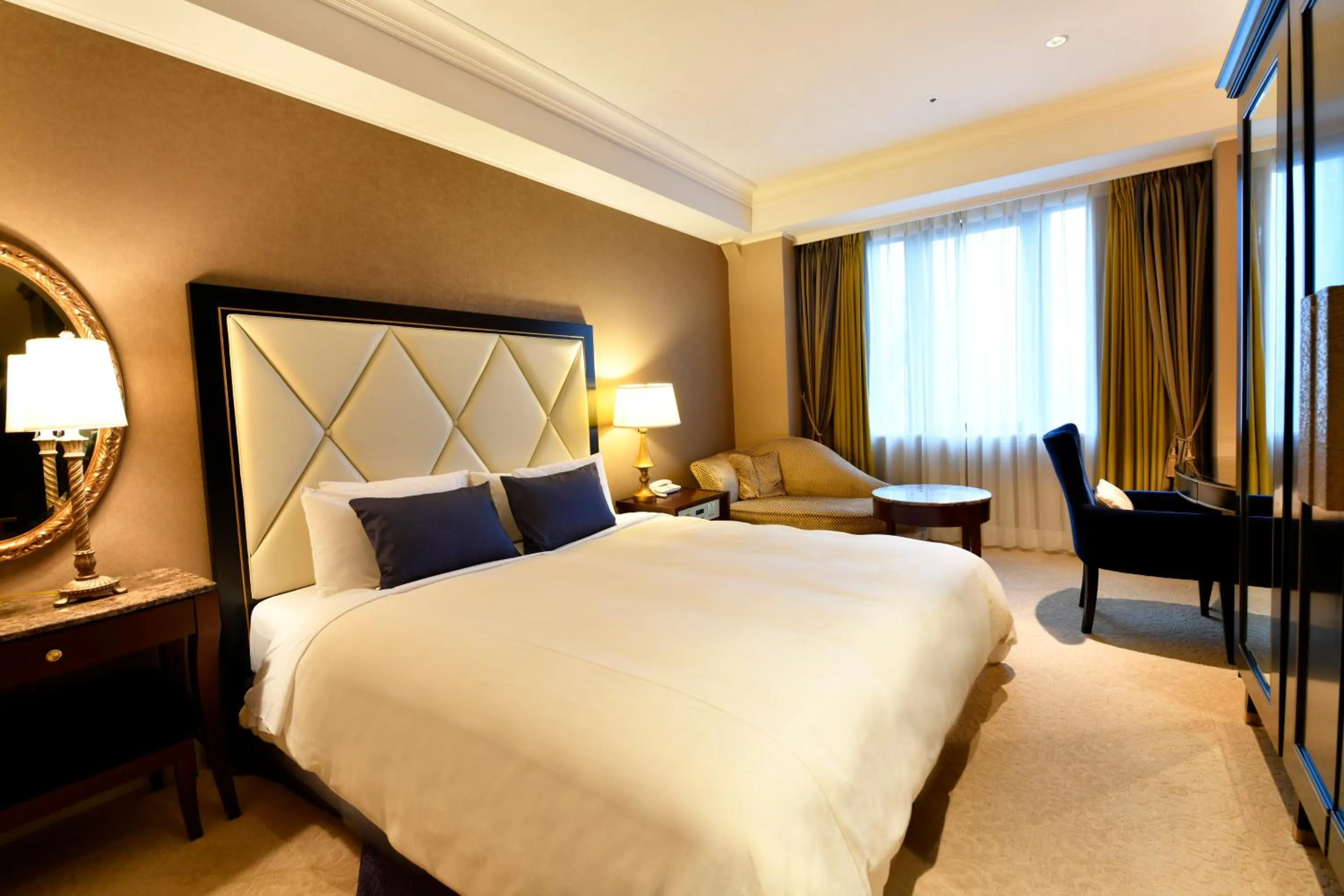 Photo of the whole room, Bed in Hotel New Grand