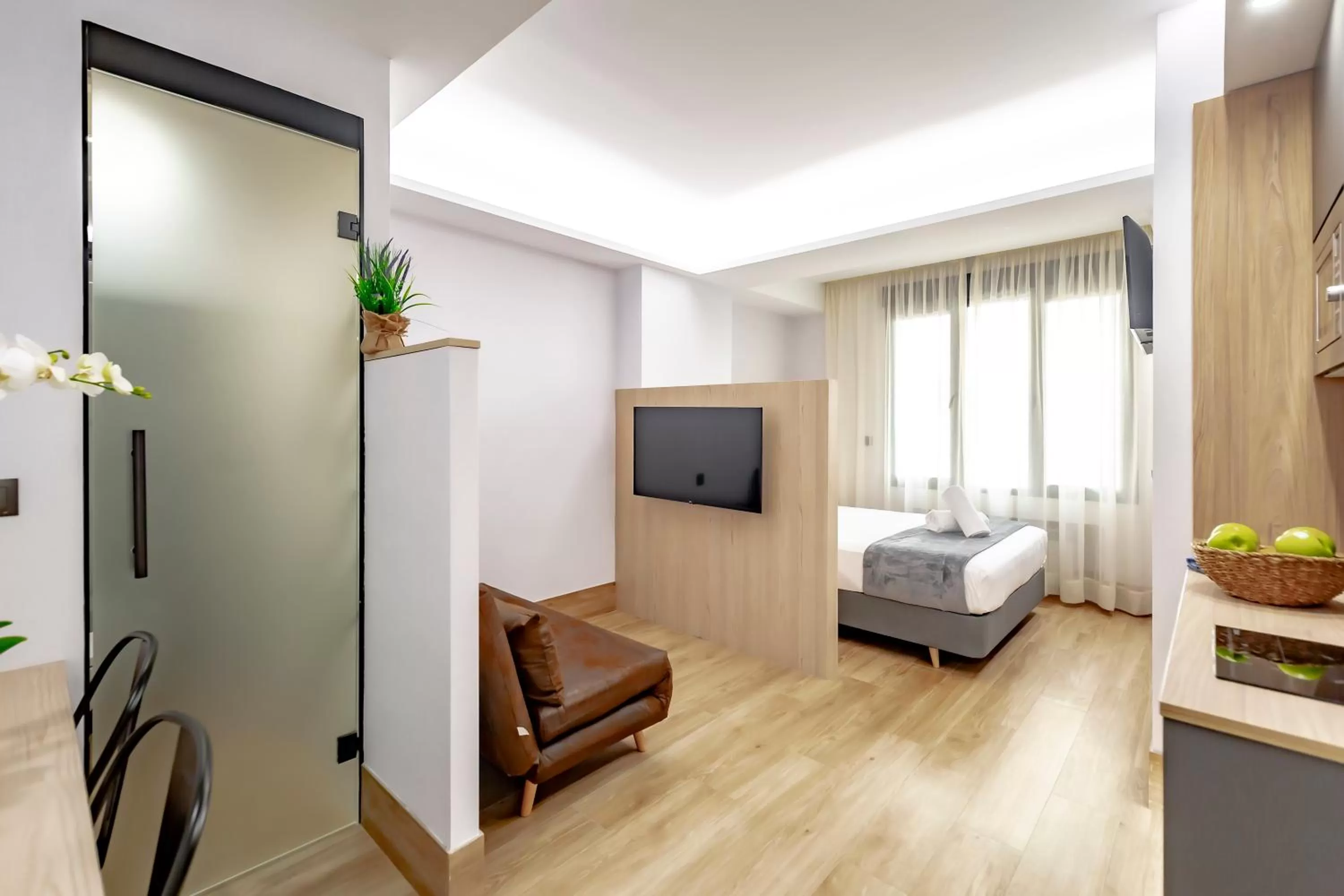 TV and multimedia, TV/Entertainment Center in dobohomes - Montesa 20 Apartamentos