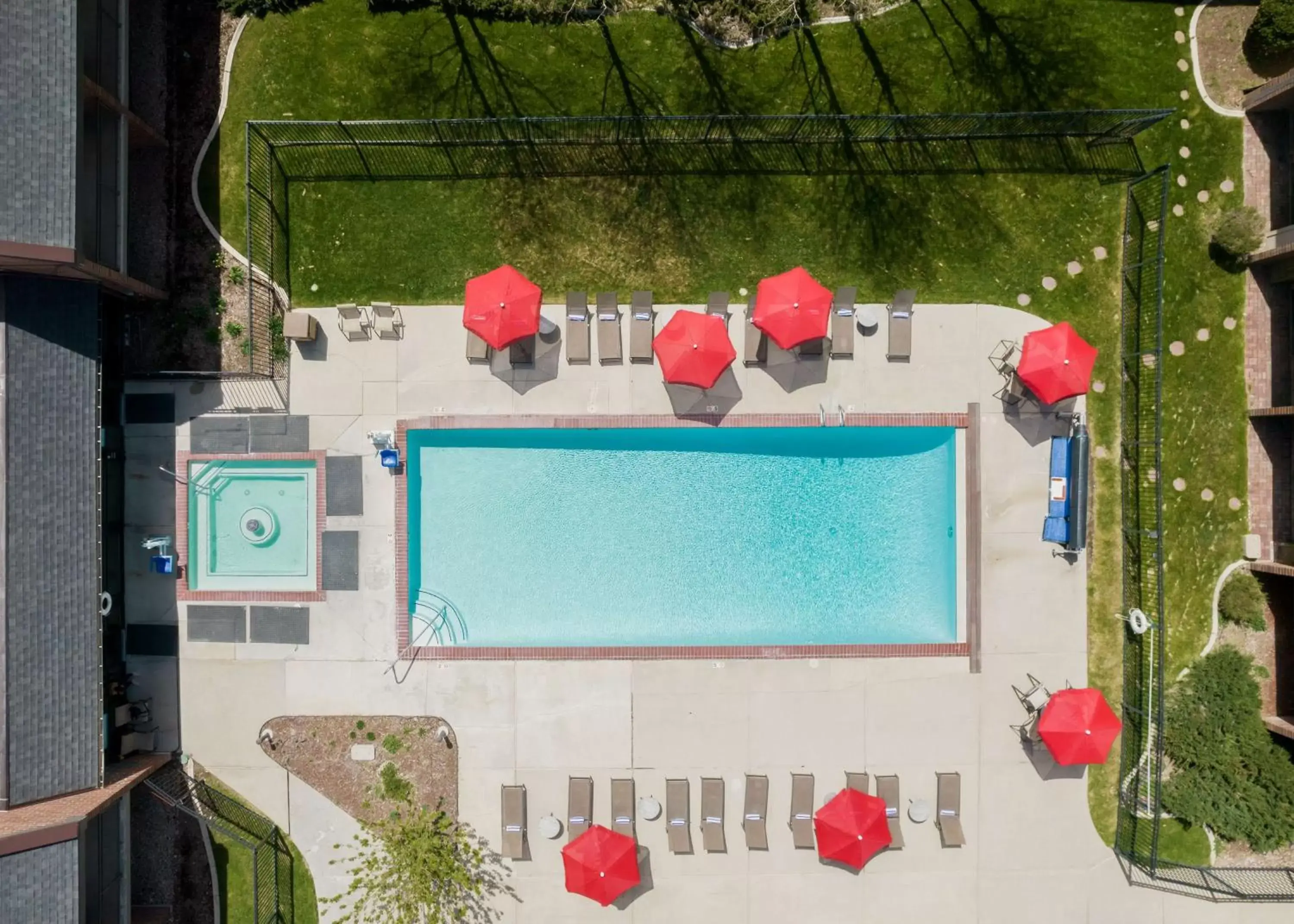 Pool View in DoubleTree by Hilton Park City - The Yarrow