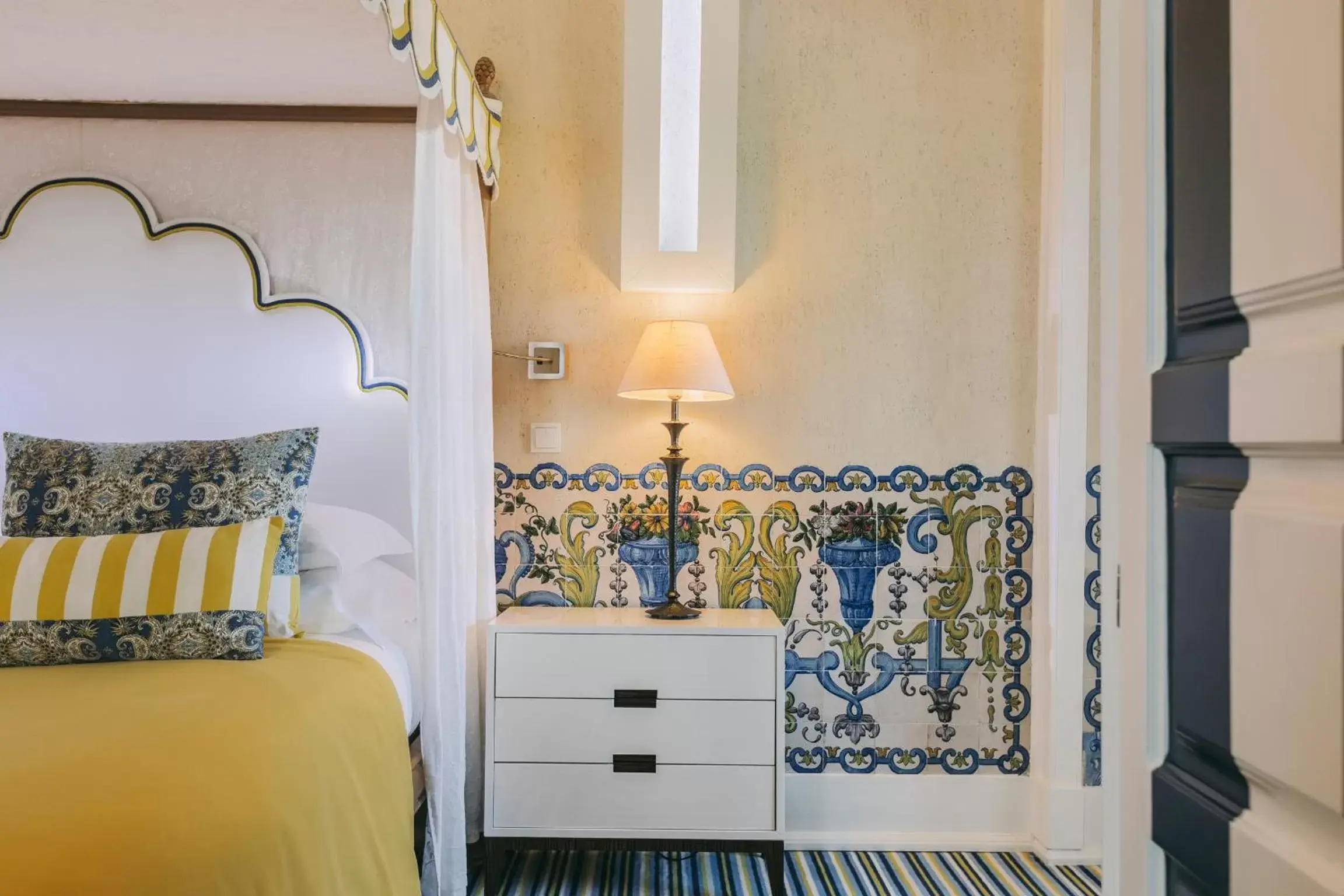 Bedroom, Bed in Bela Vista Hotel & Spa - Relais & Chateaux Bedroom, Bed in Bela Vista Hotel & Spa - Relais & Chateaux