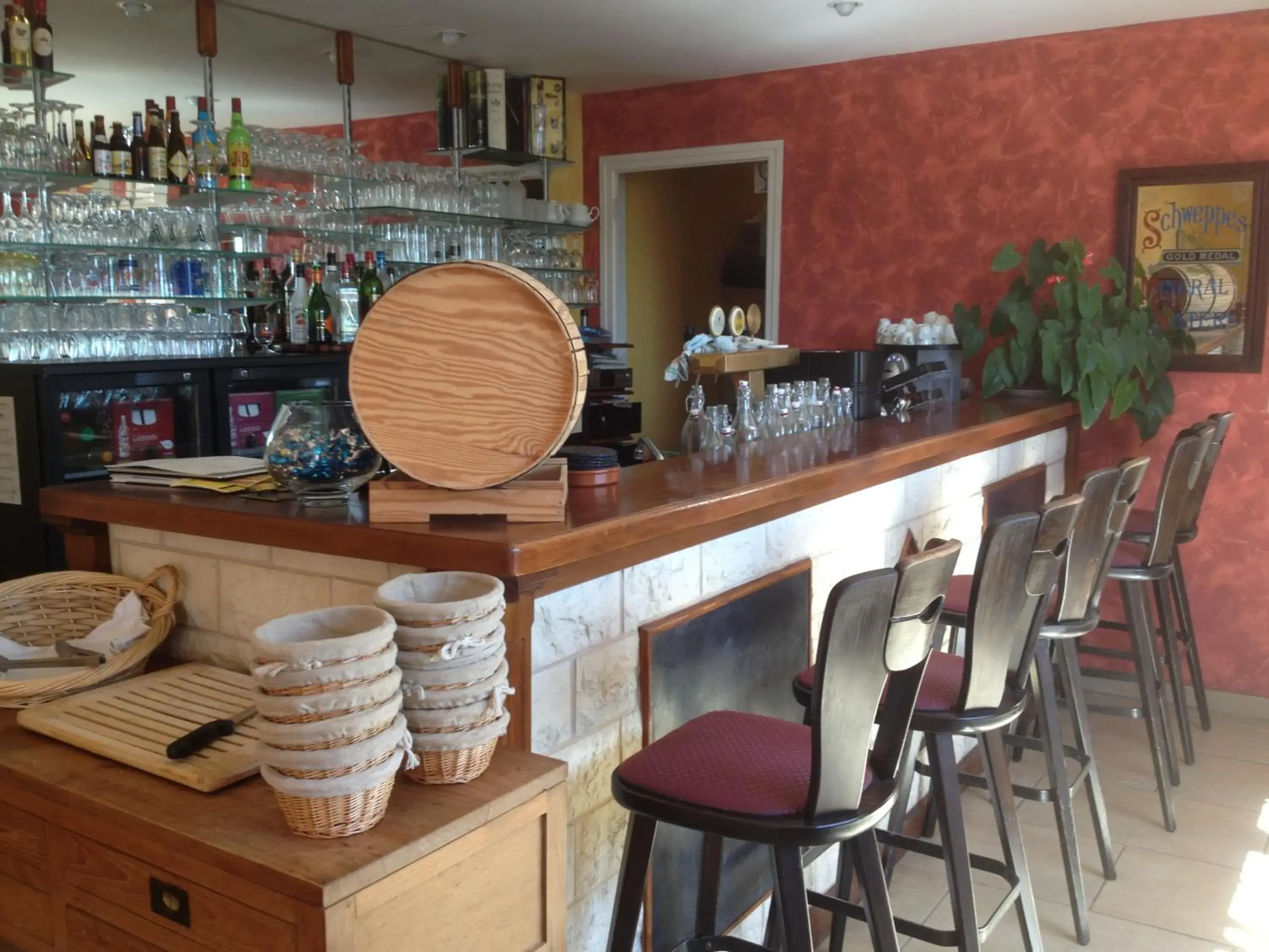 Lounge/Bar in Logis Hôtel L'Adourable Auberge