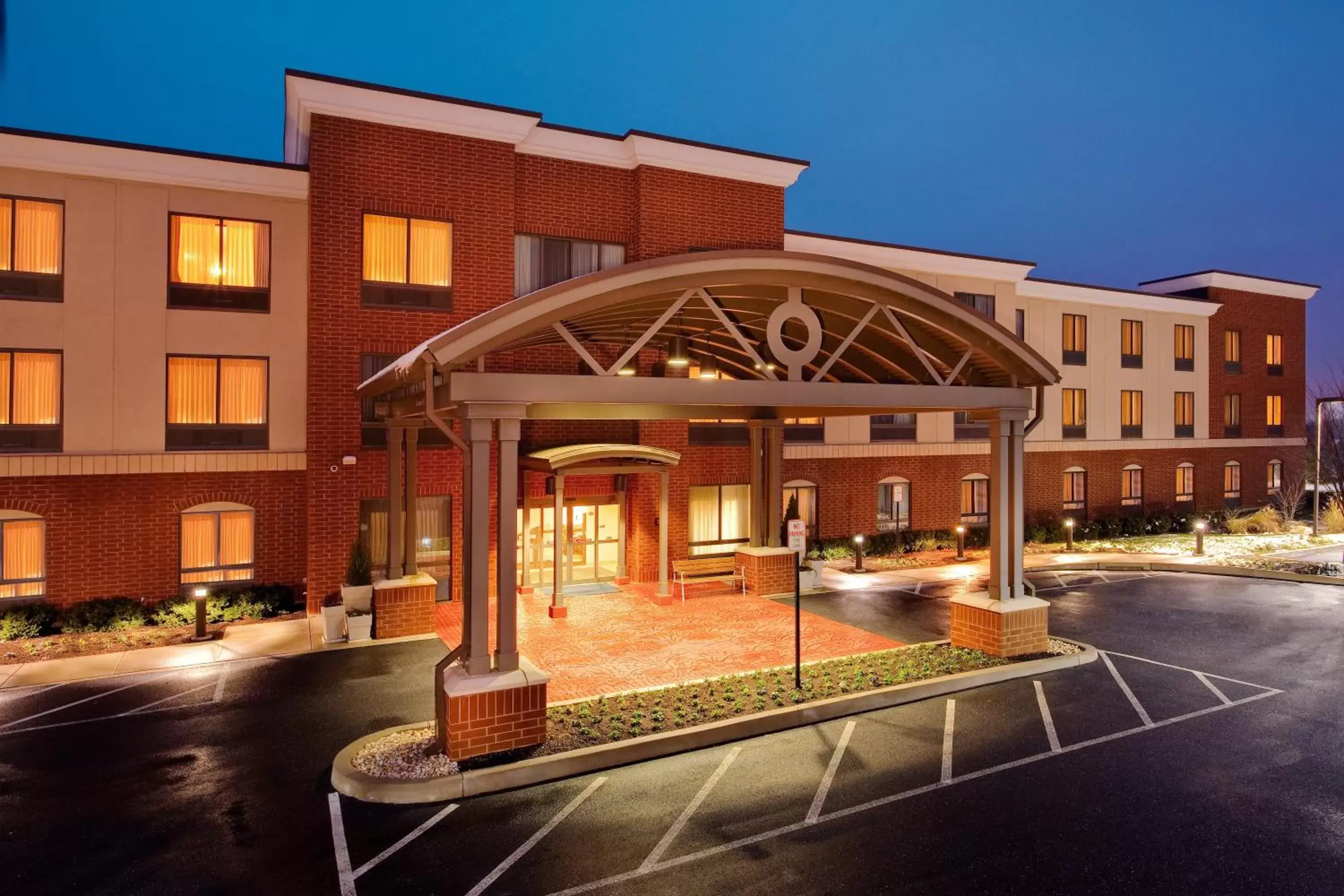 Property building in Holiday Inn Express Hotel & Suites Bethlehem Airport/Allentown area, an IHG Hotel