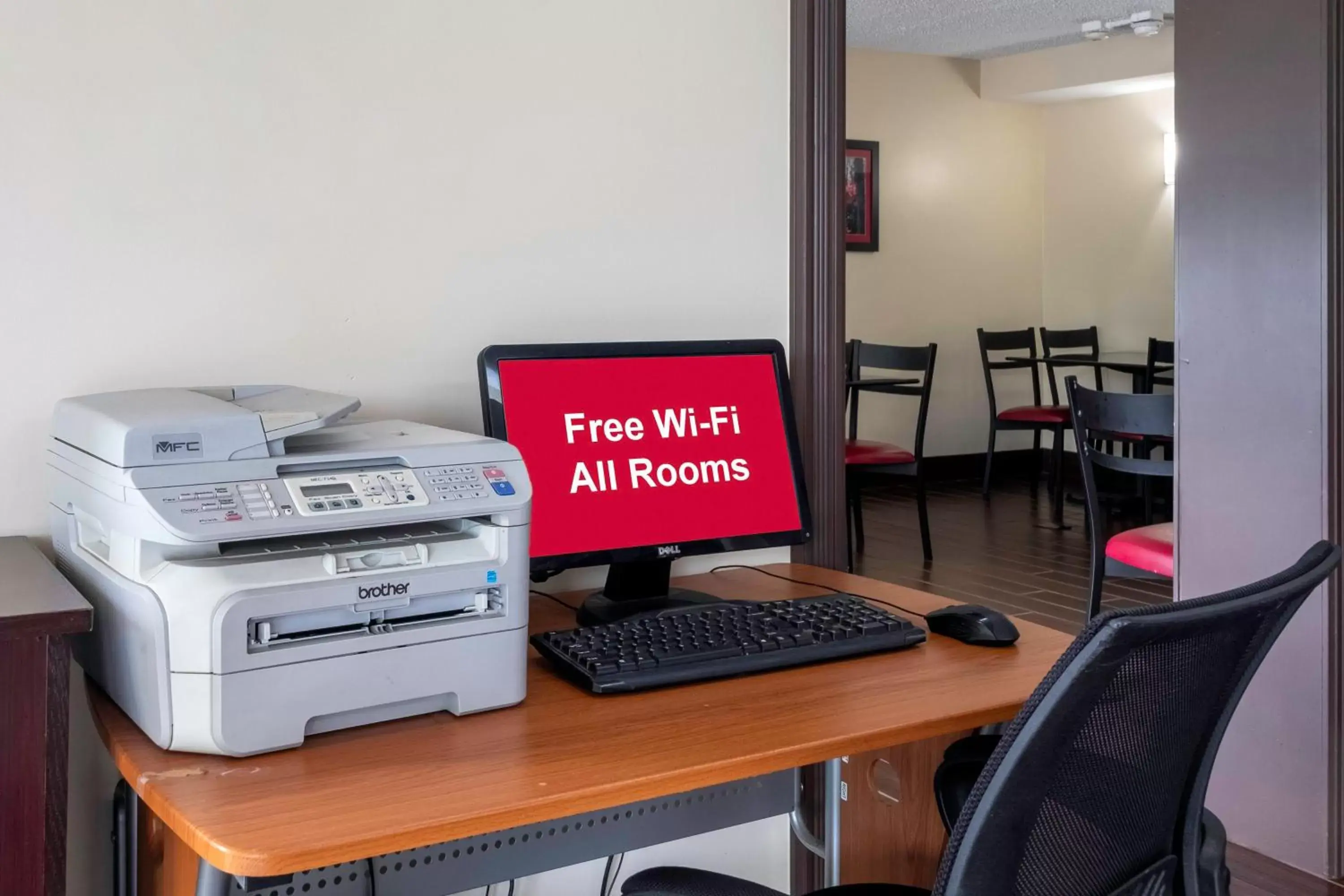 Business facilities in Red Roof Inn Charlottesville