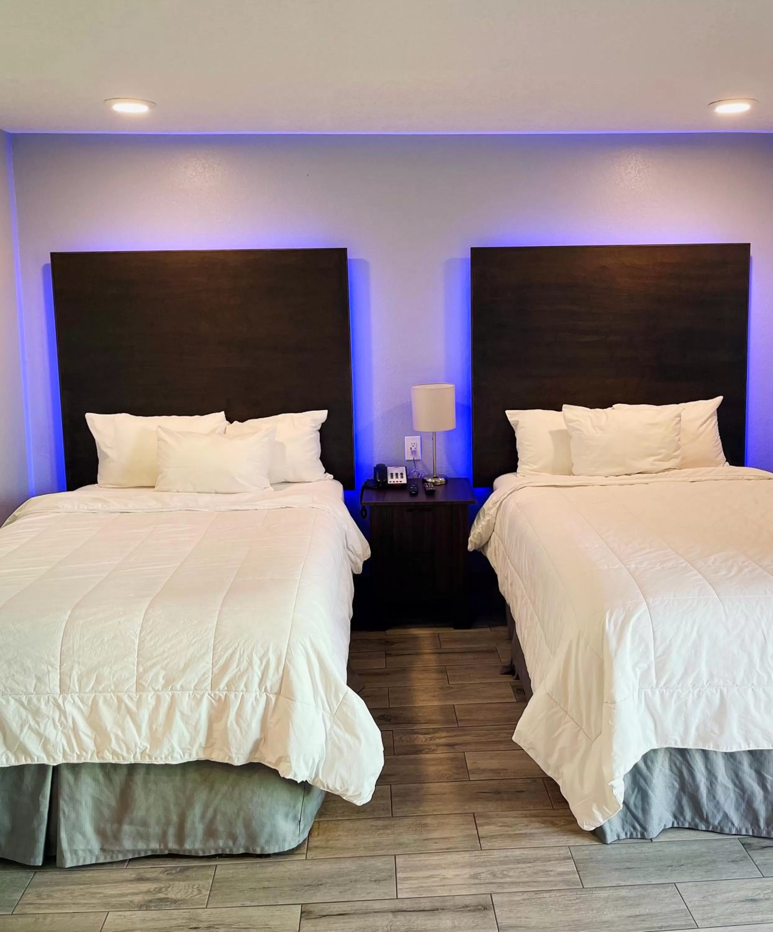 Bedroom, Bed in Celebration Suites