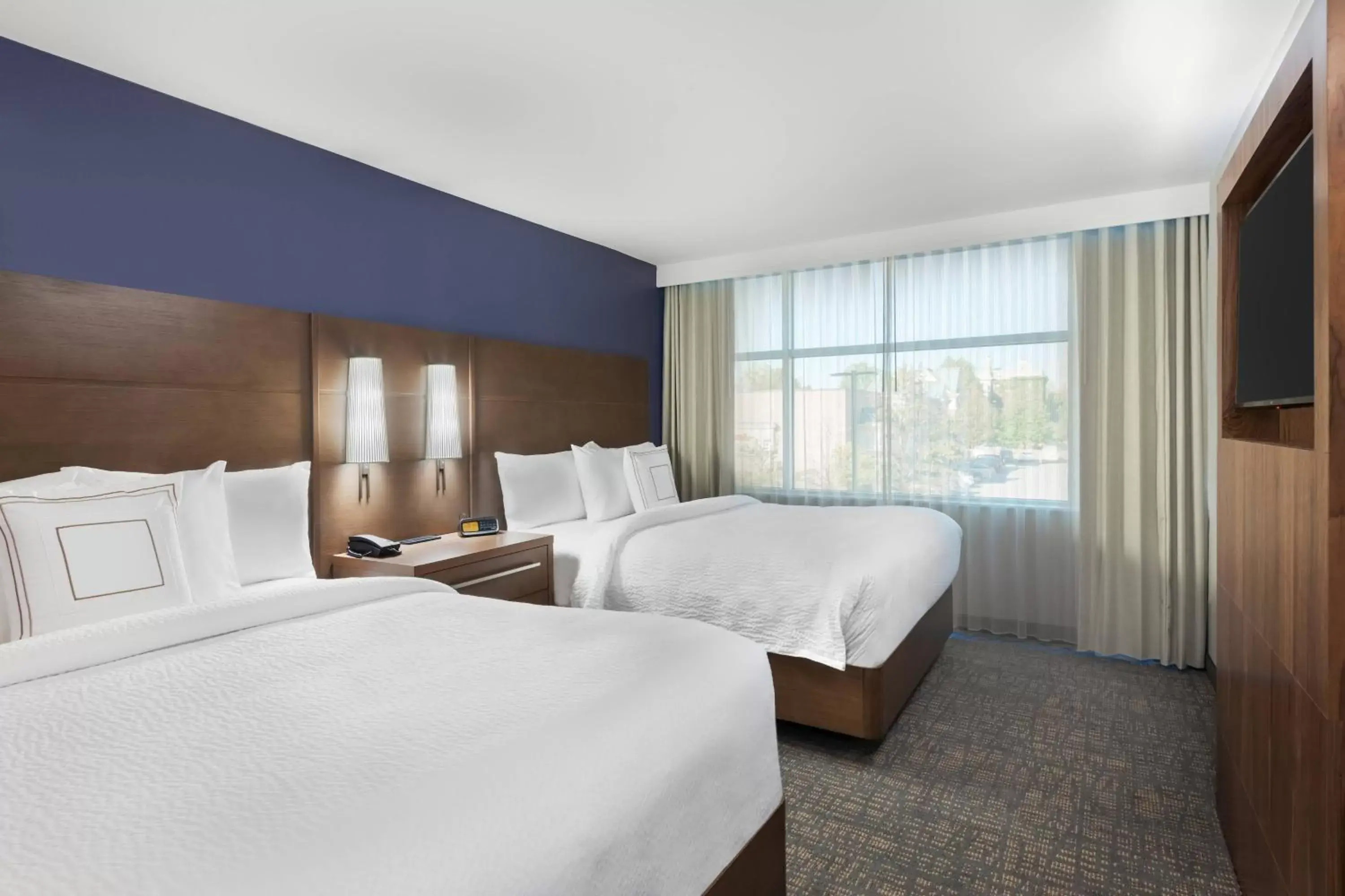 Bedroom, Bed in Residence Inn by Marriott Buffalo Downtown