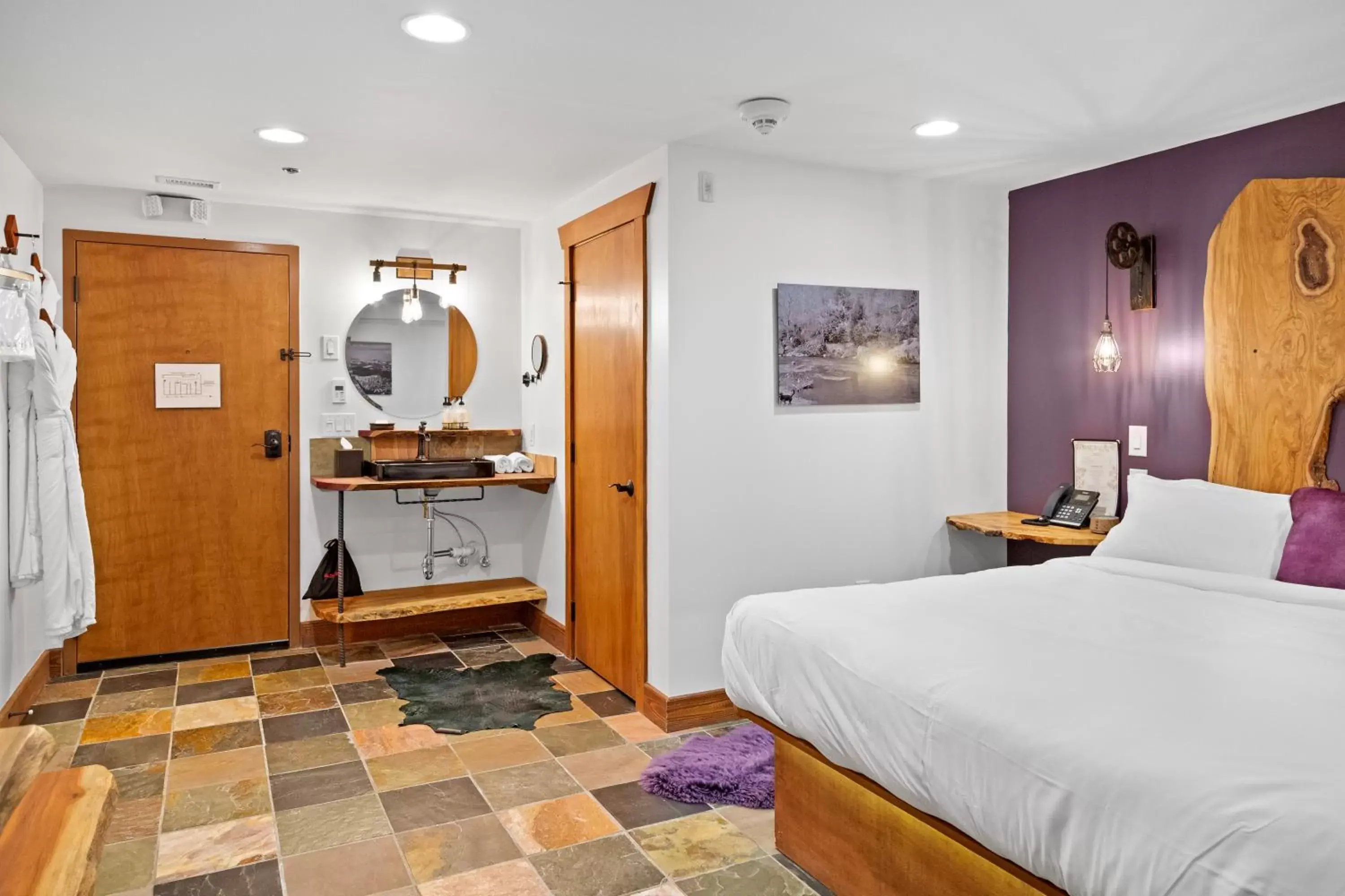 Bedroom in The Horton Hotel