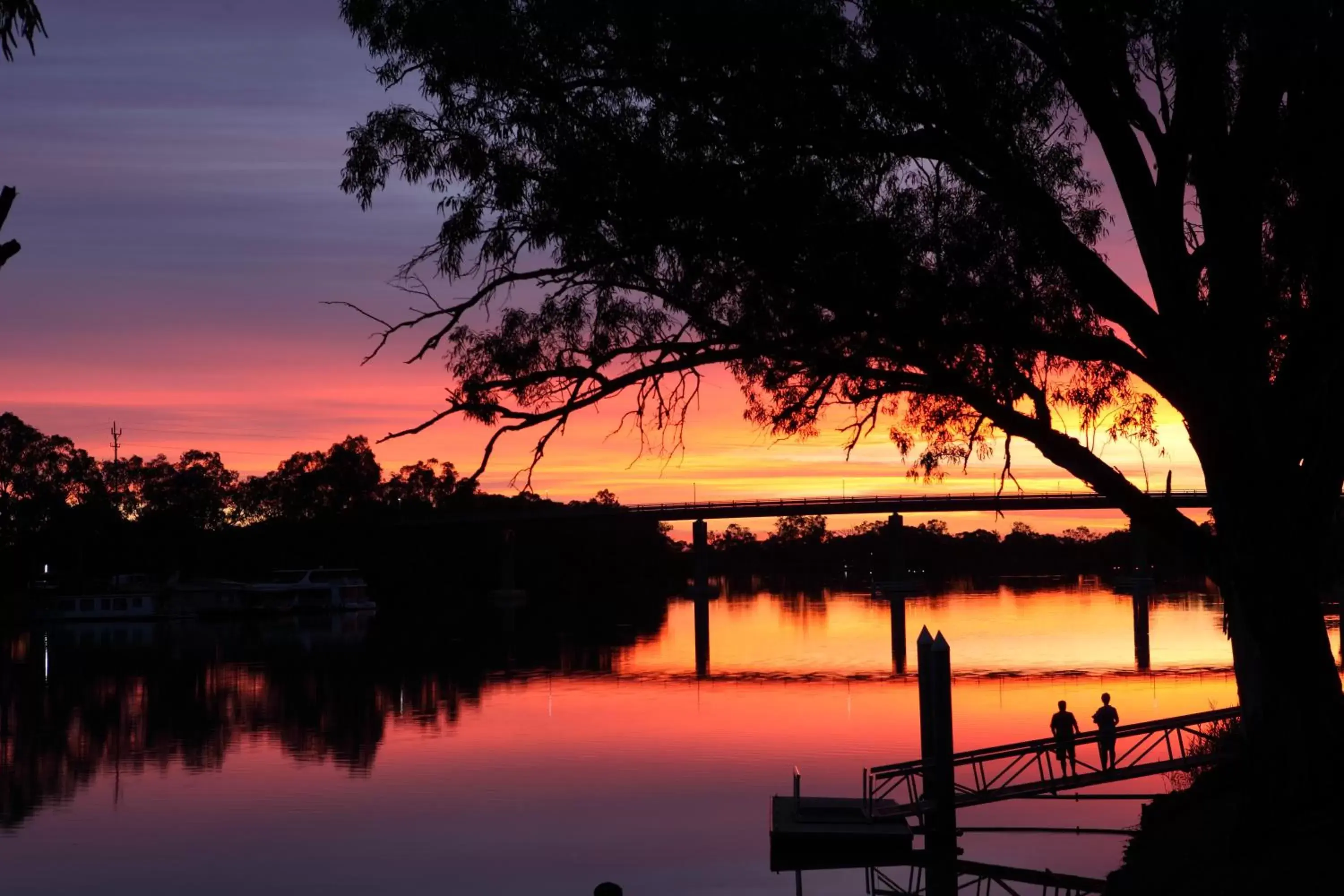 River view, Sunrise/Sunset in Berri Hotel