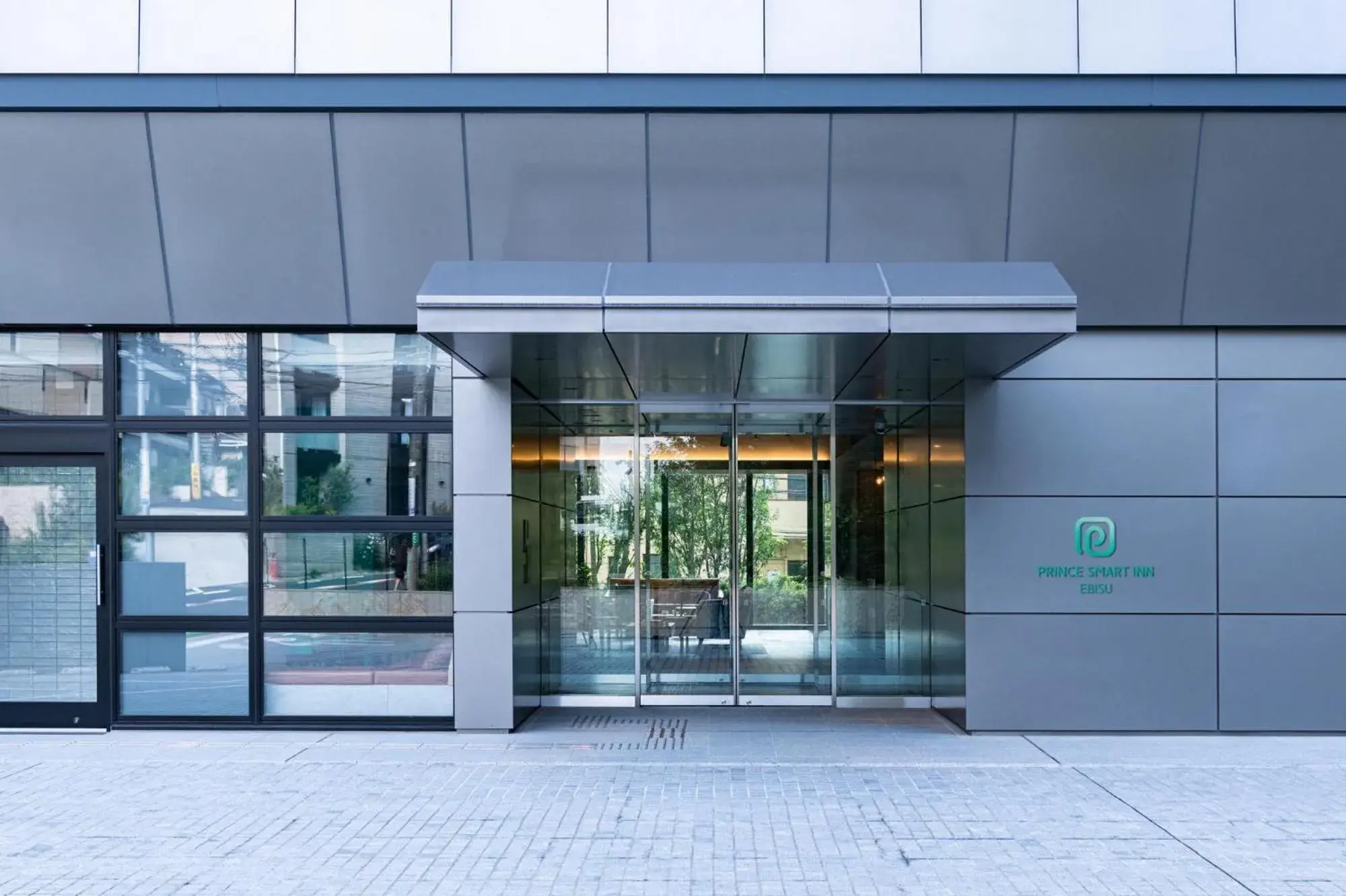 Property building in Prince Smart Inn Ebisu Property building in Prince Smart Inn Ebisu